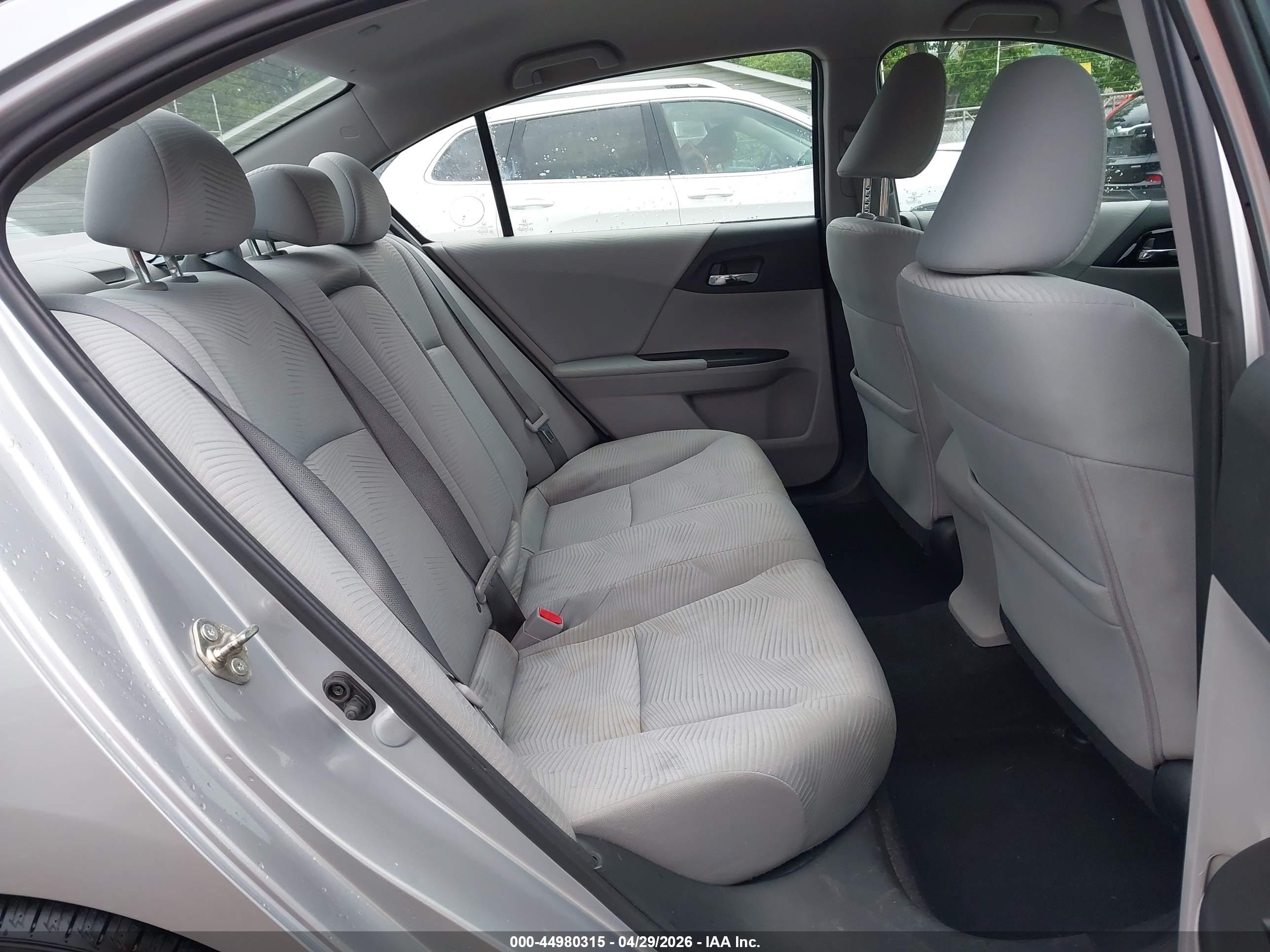 HONDA ACCORD image 8