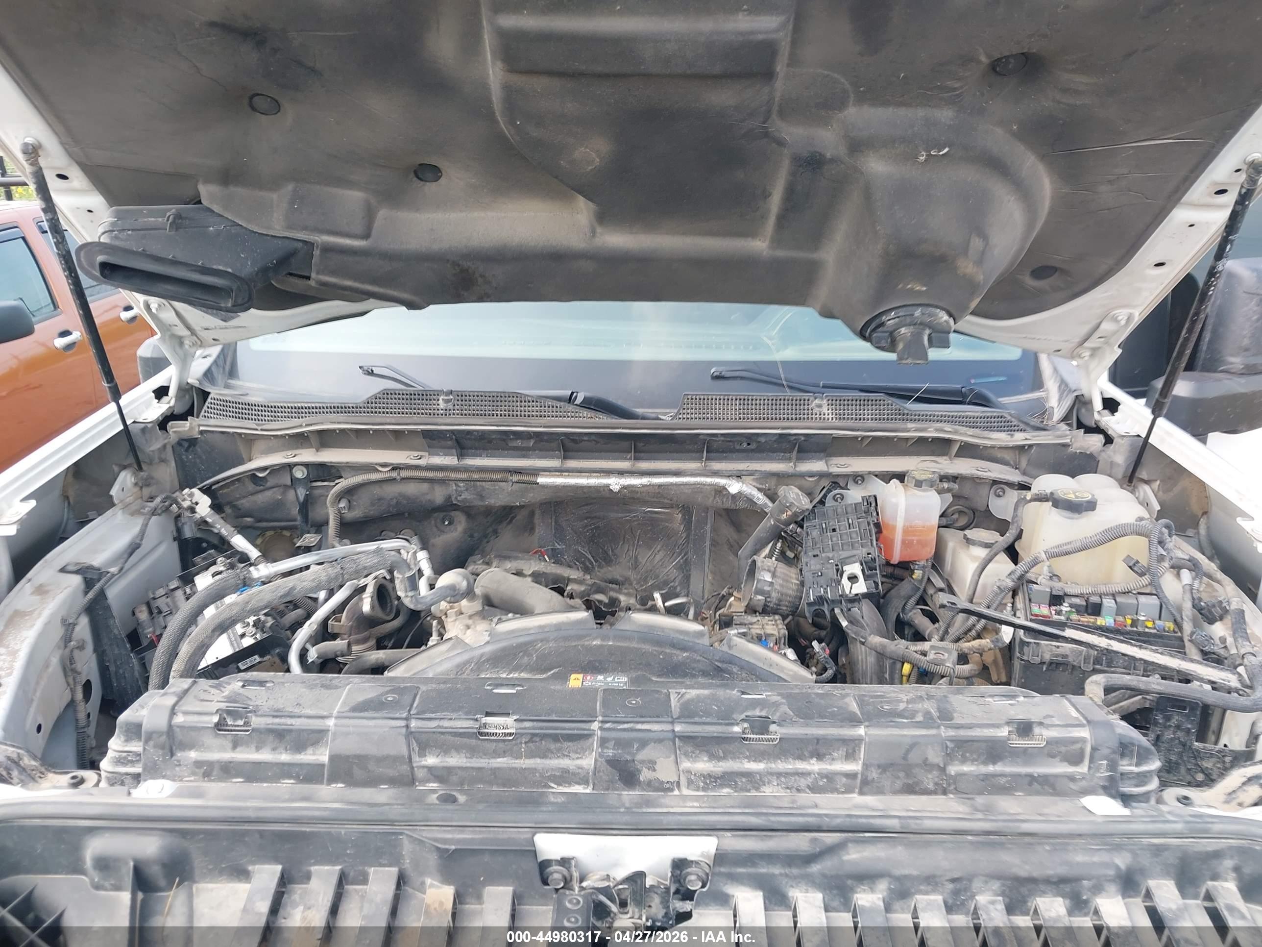 CHEVROLET SILVERADO image 10
