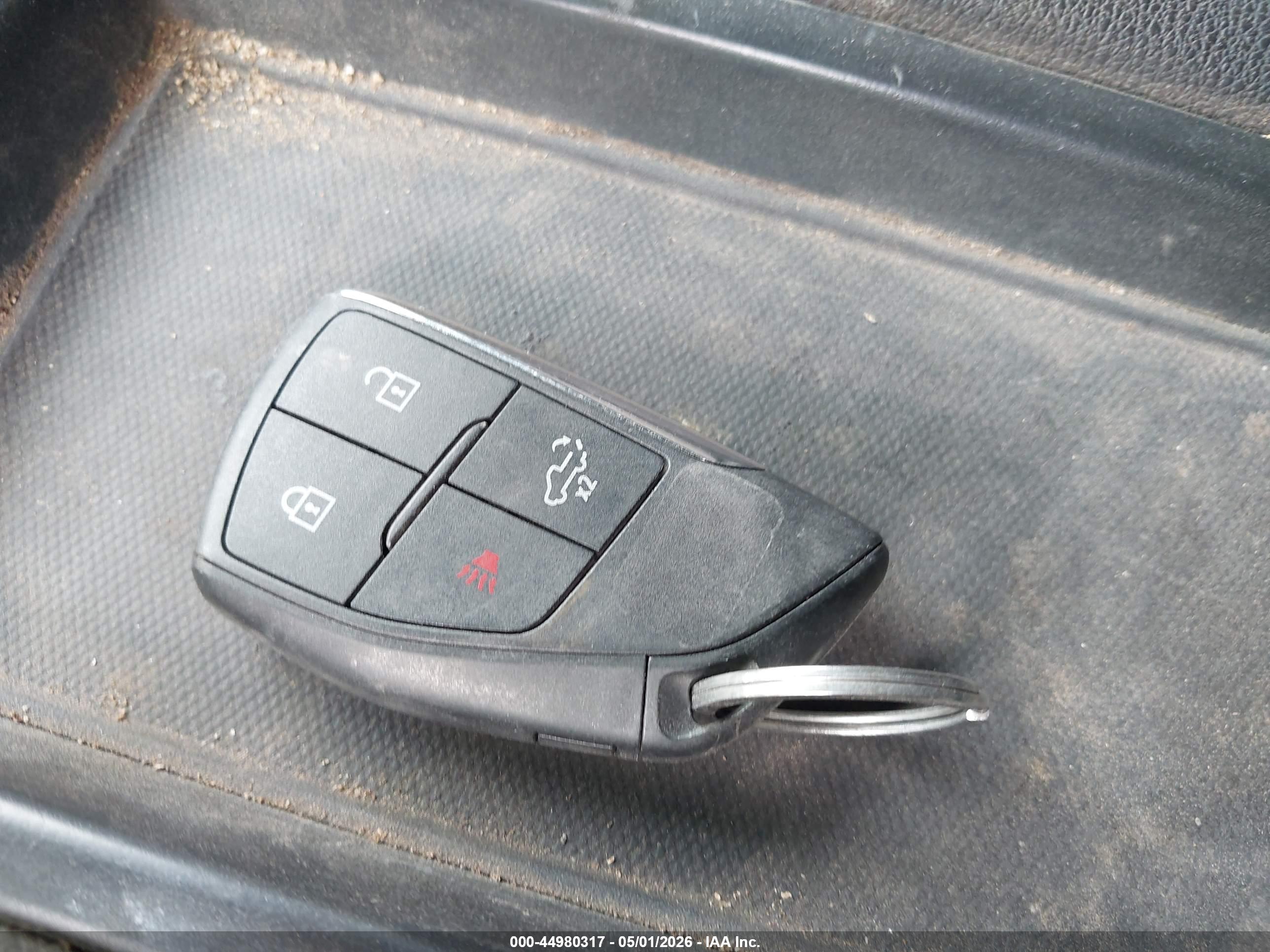 CHEVROLET SILVERADO image 11