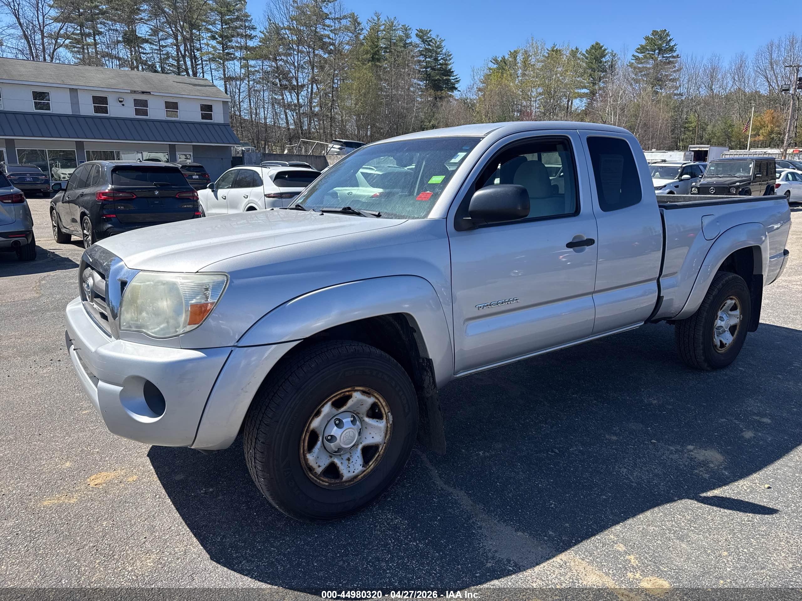 TOYOTA TACOMA image 2