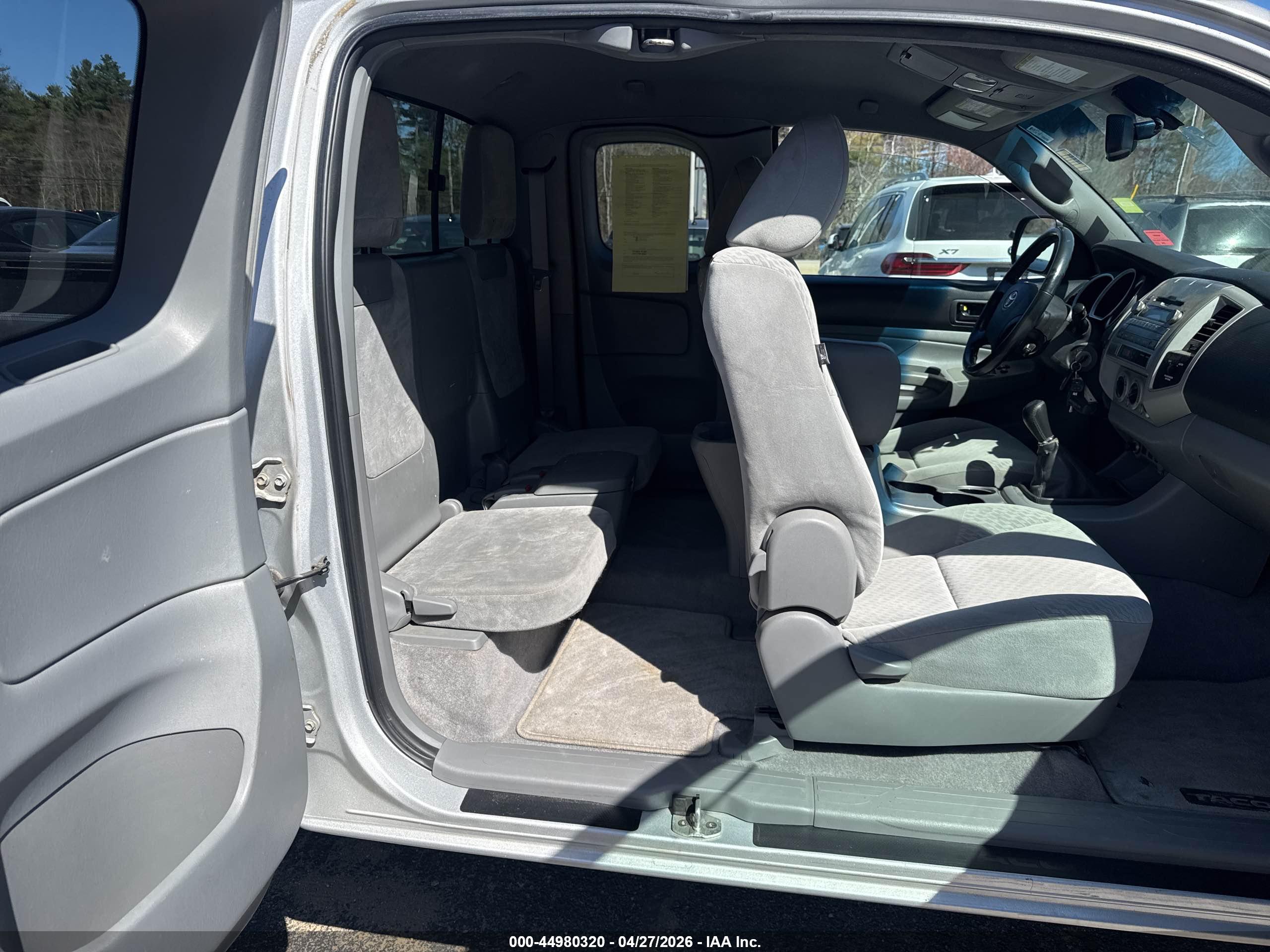 TOYOTA TACOMA image 8