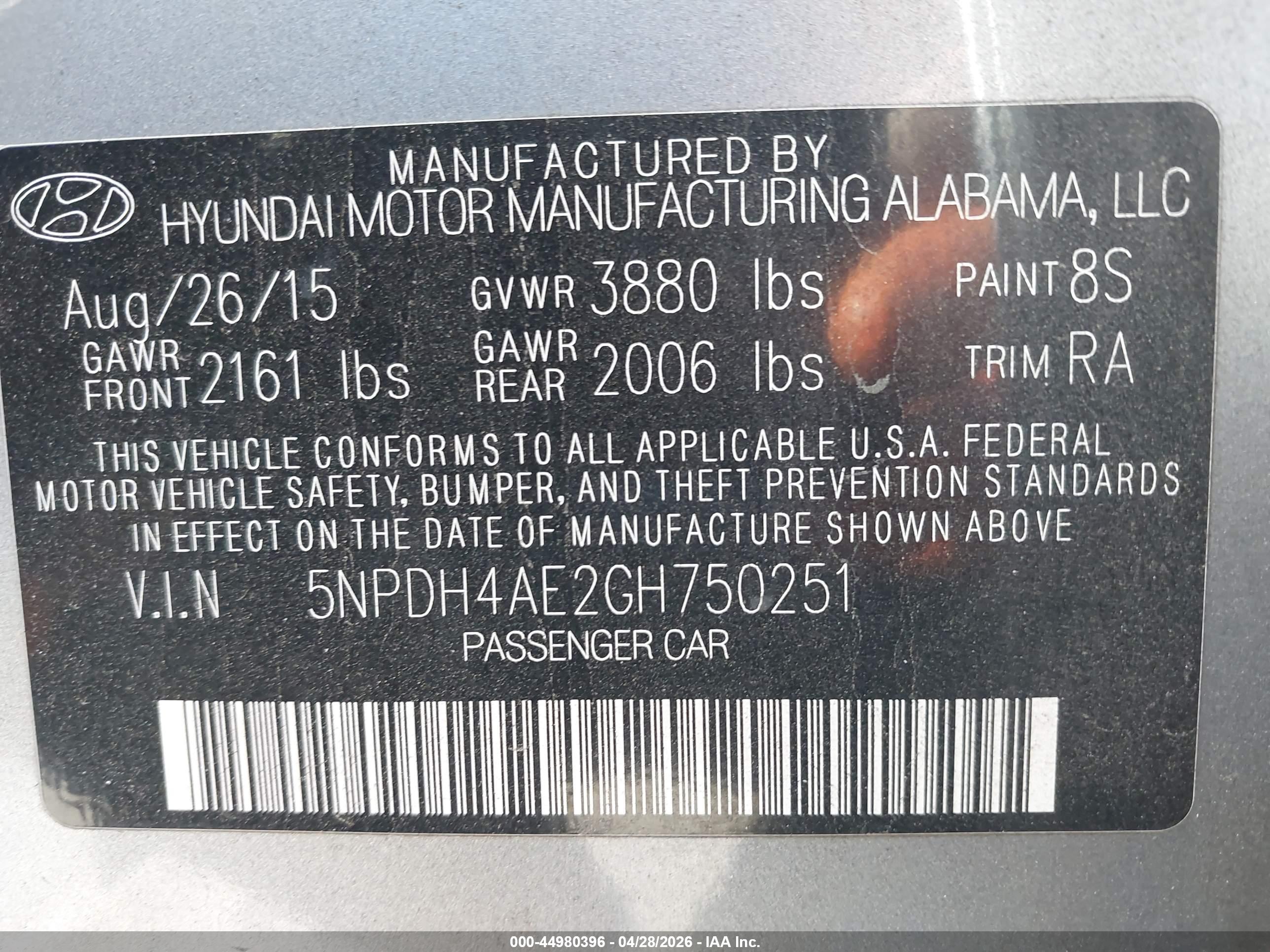 HYUNDAI ELANTRA image 9