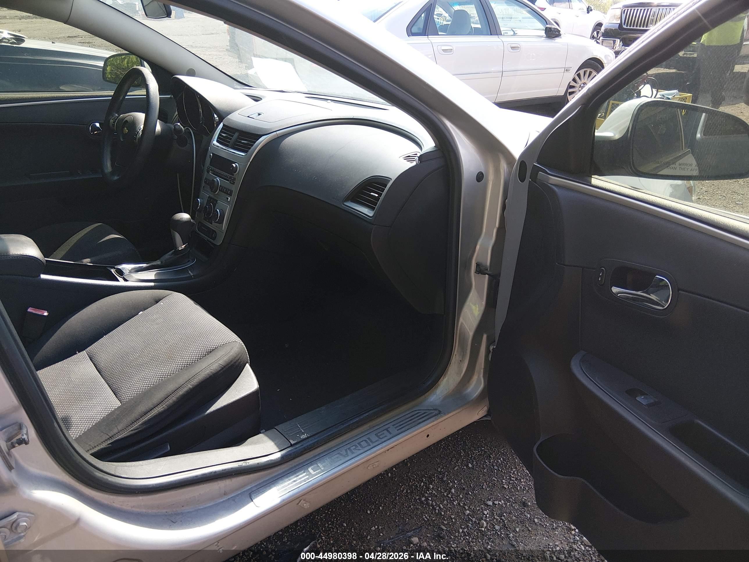 CHEVROLET MALIBU image 5