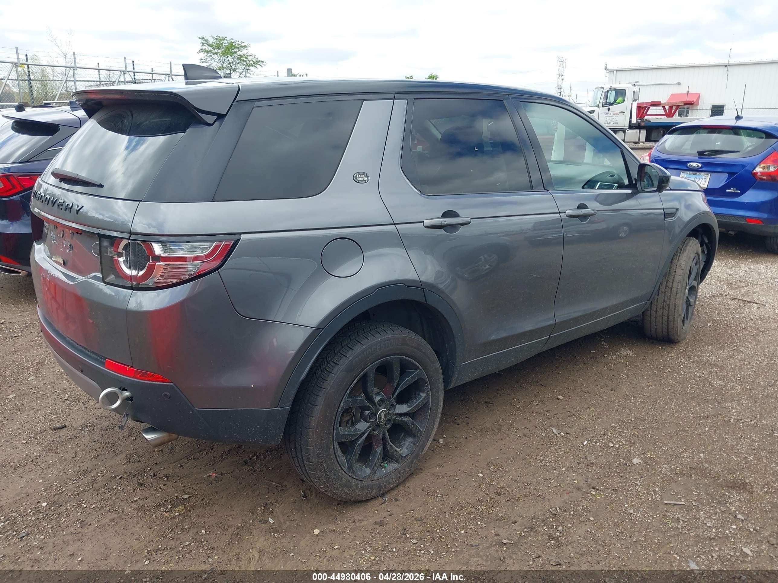 LAND ROVER image 4