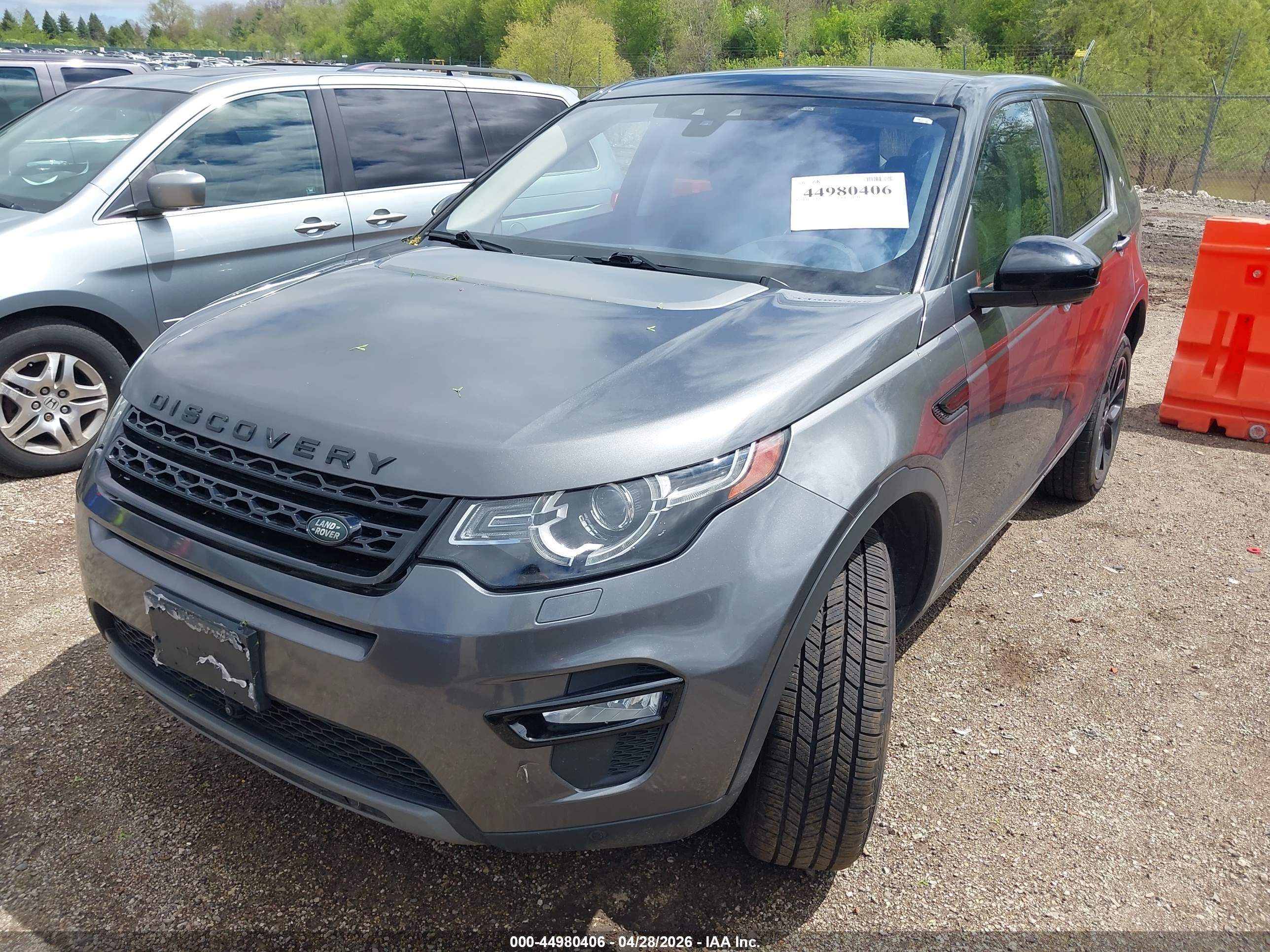 LAND ROVER image 6