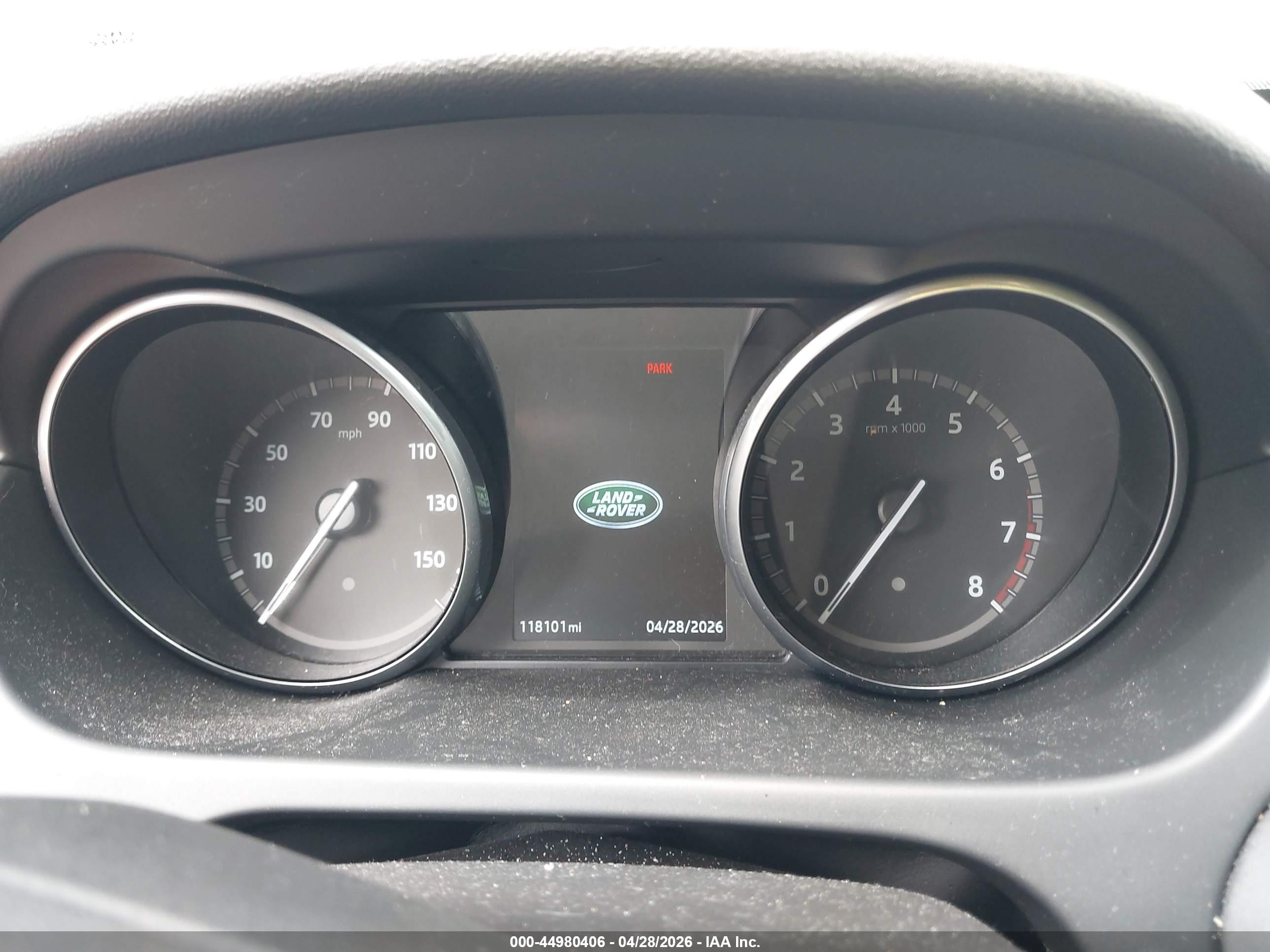 LAND ROVER image 7