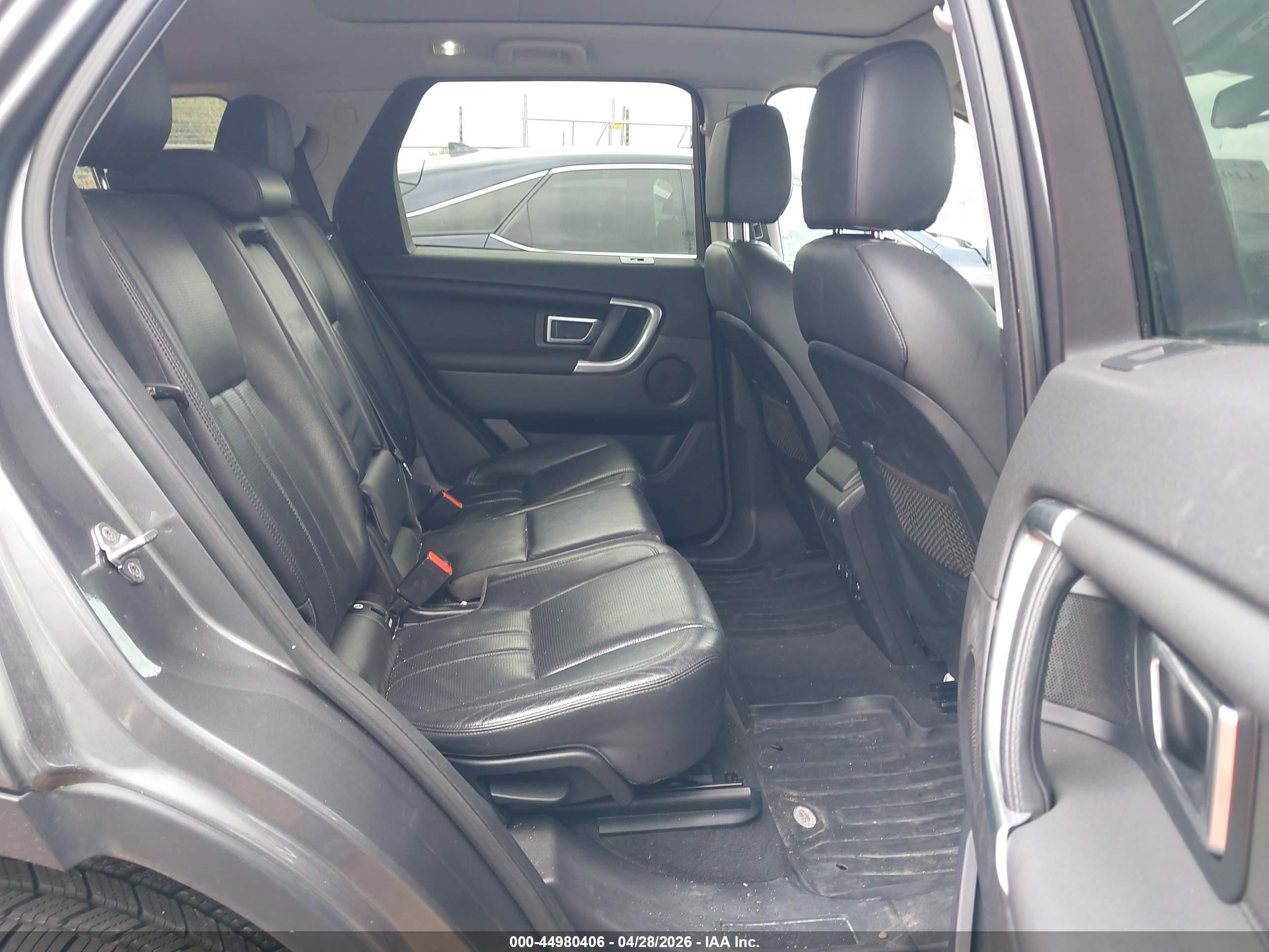 LAND ROVER image 8