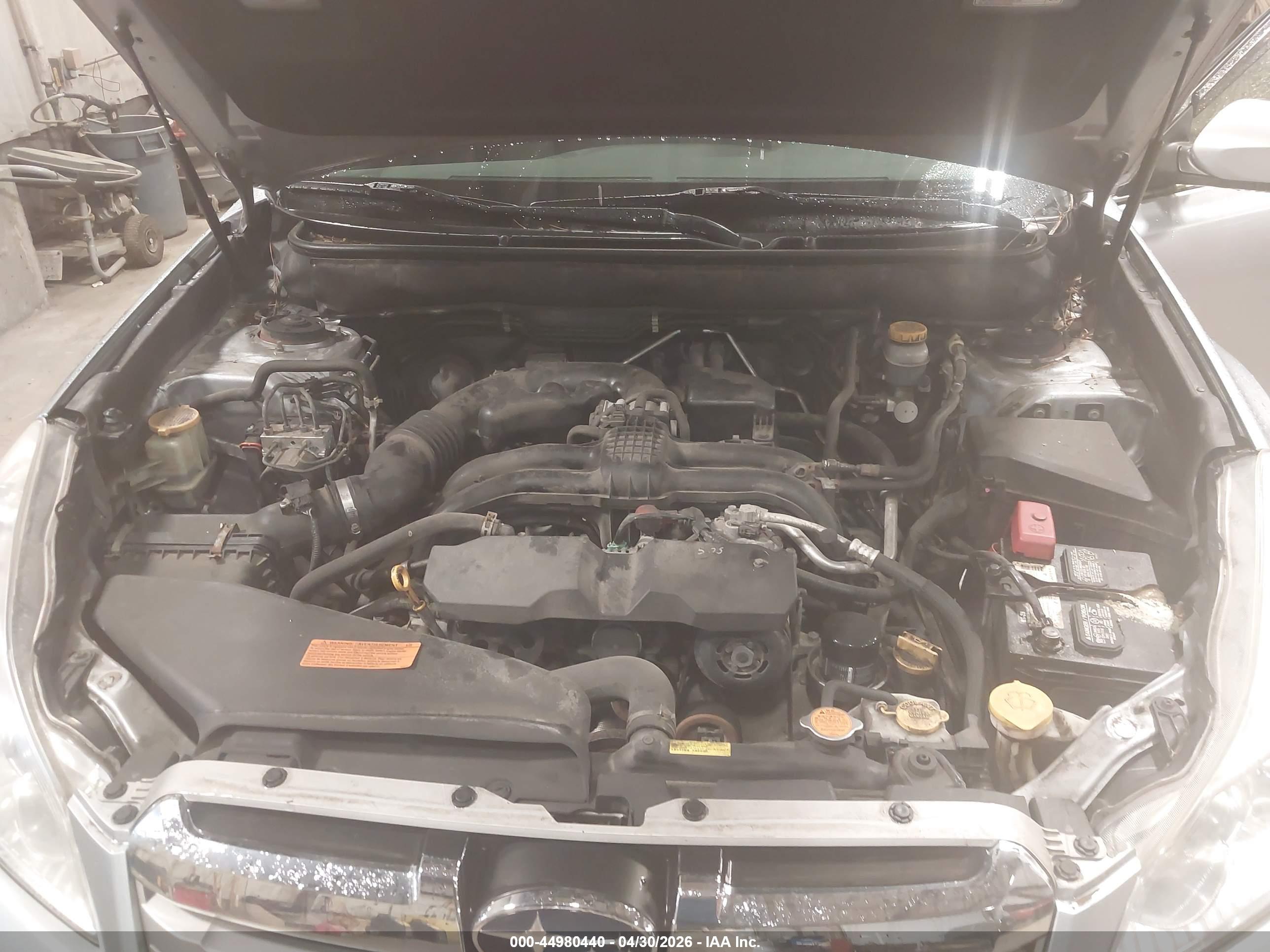 SUBARU OUTBACK image 10