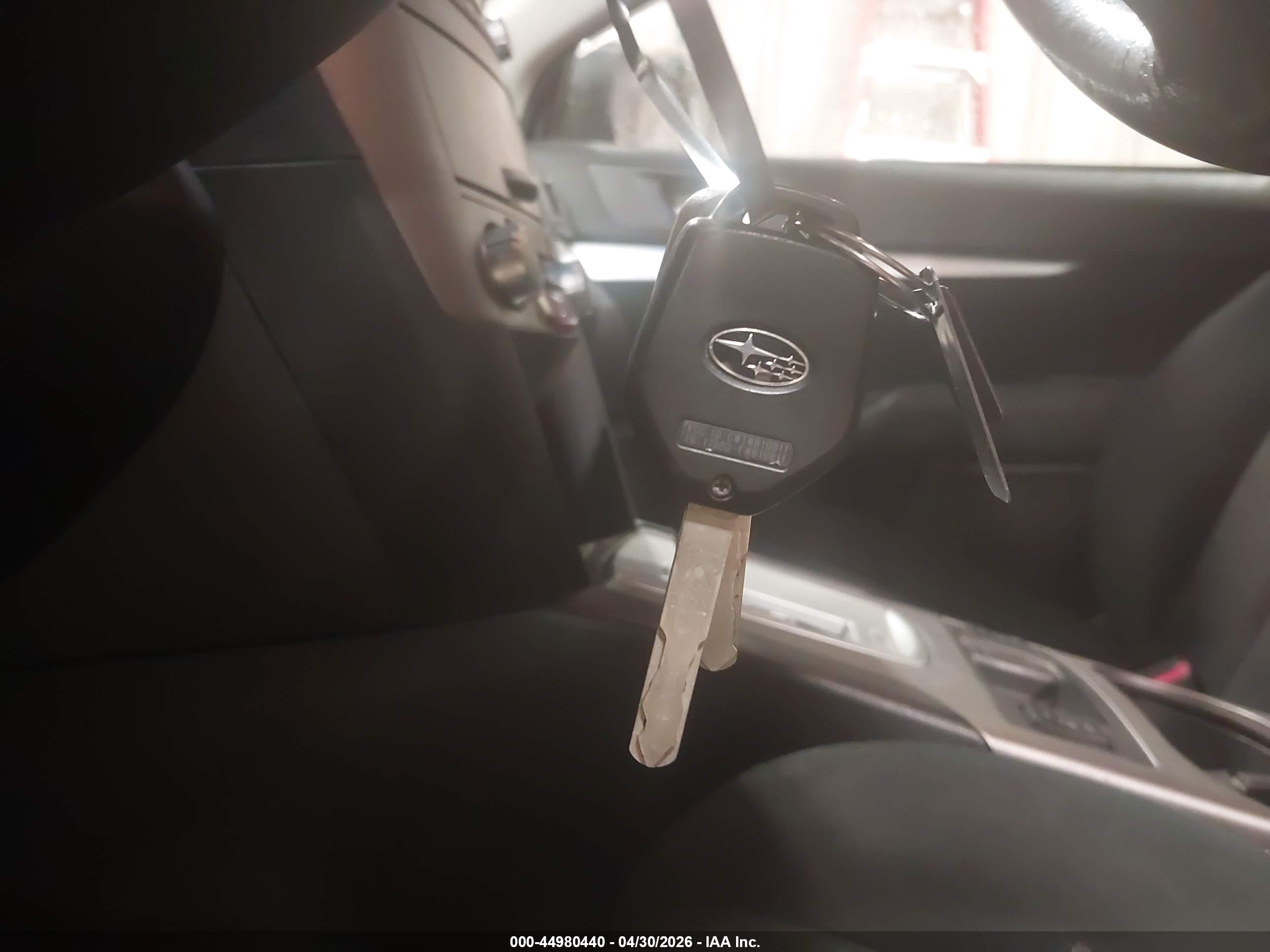 SUBARU OUTBACK image 11