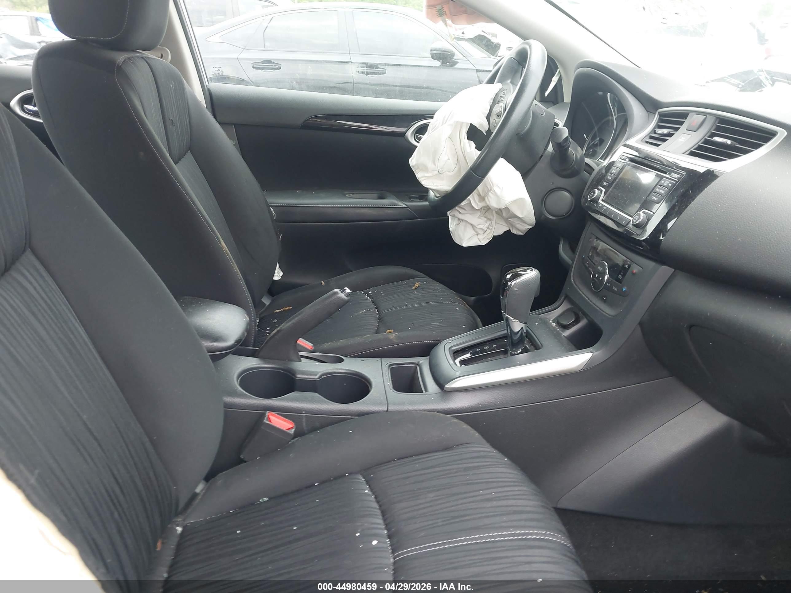 NISSAN SENTRA image 5