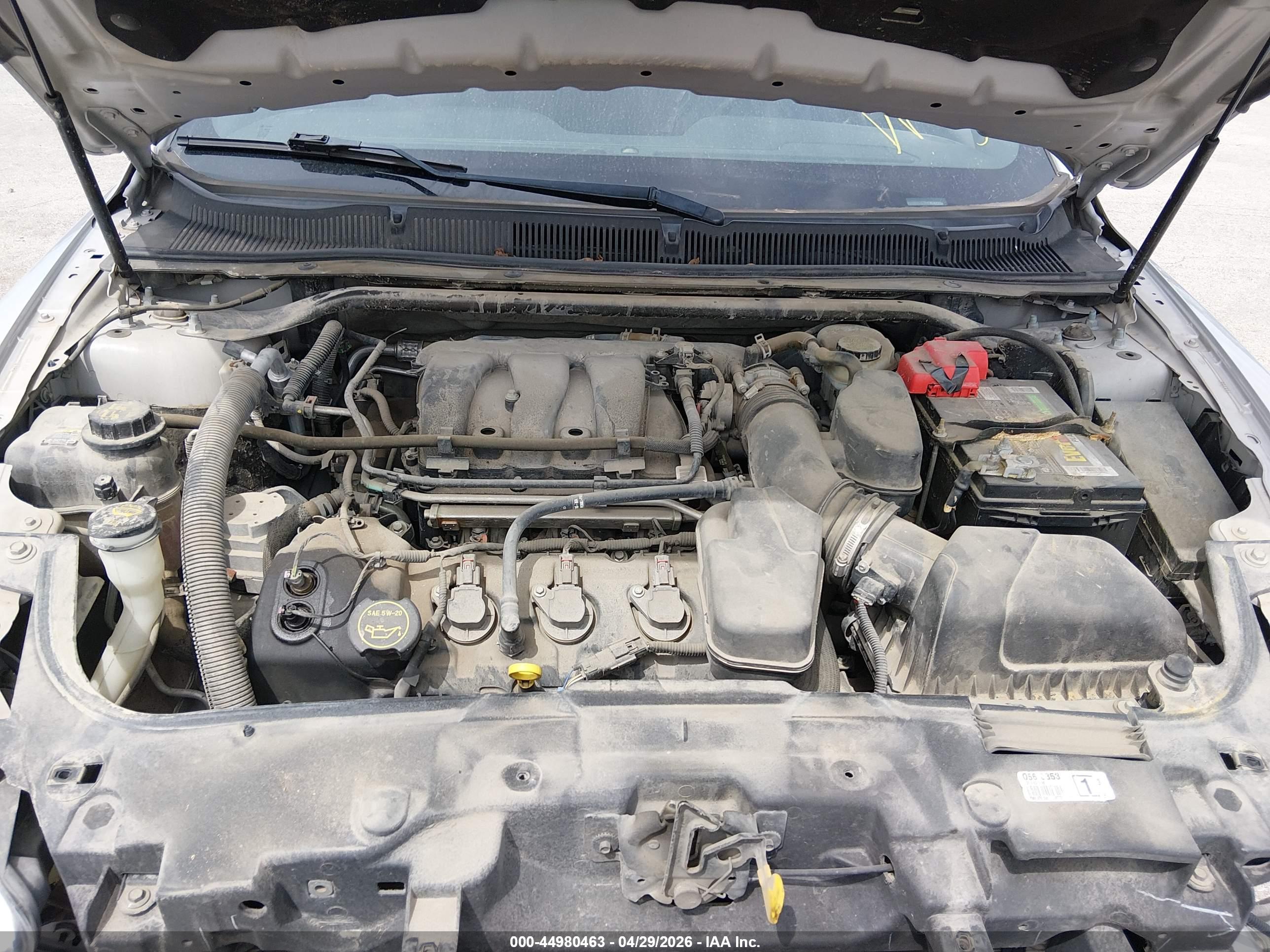 FORD TAURUS image 10