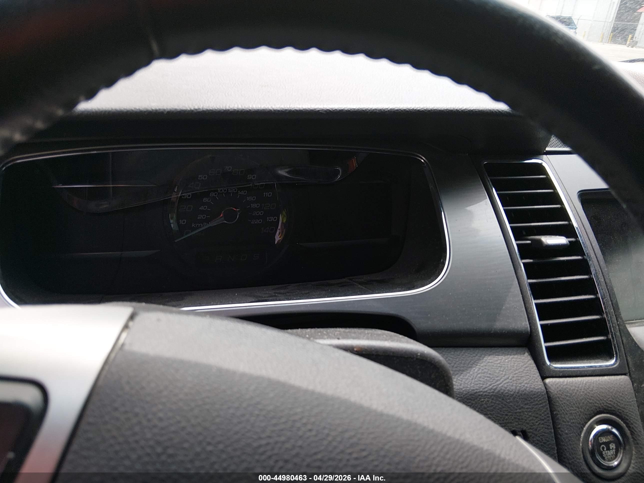 FORD TAURUS image 7