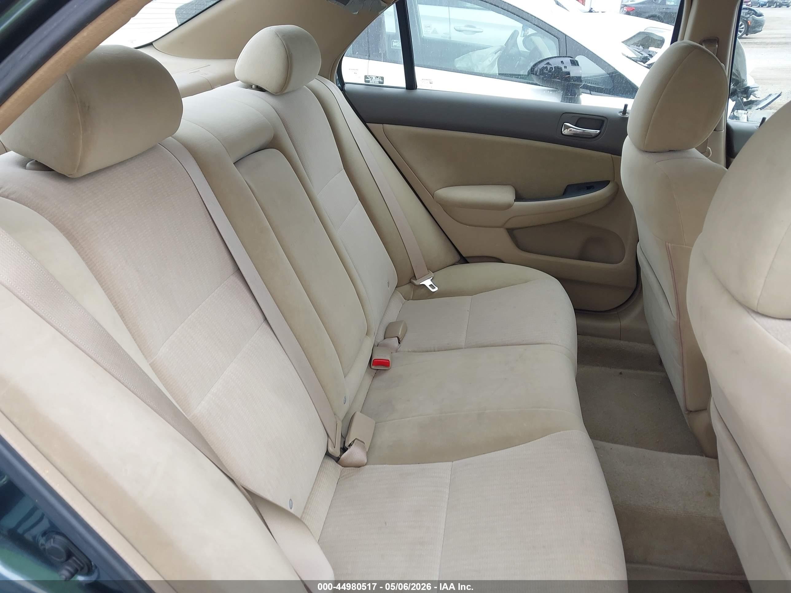 HONDA ACCORD image 8