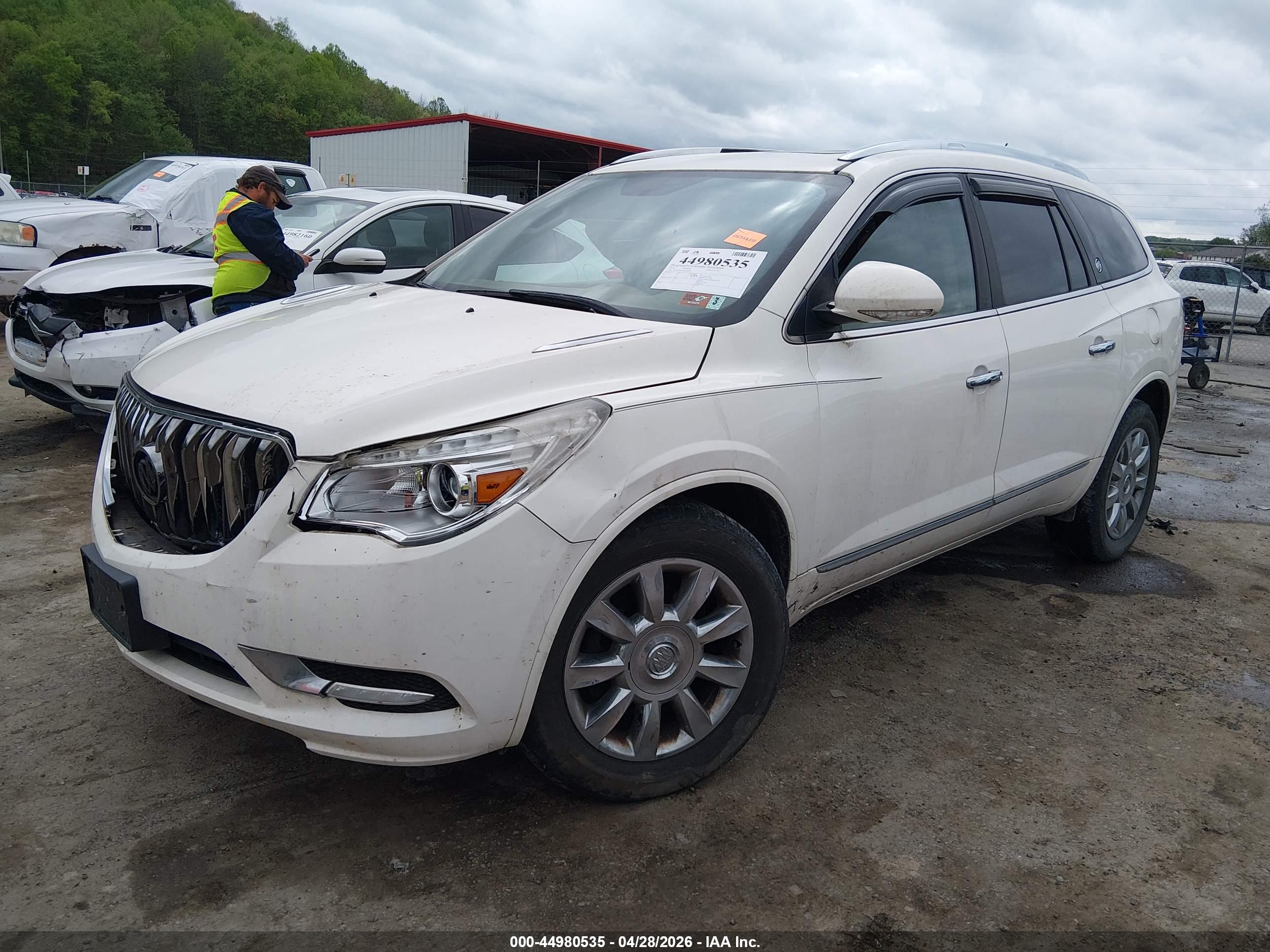 BUICK ENCLAVE image 2