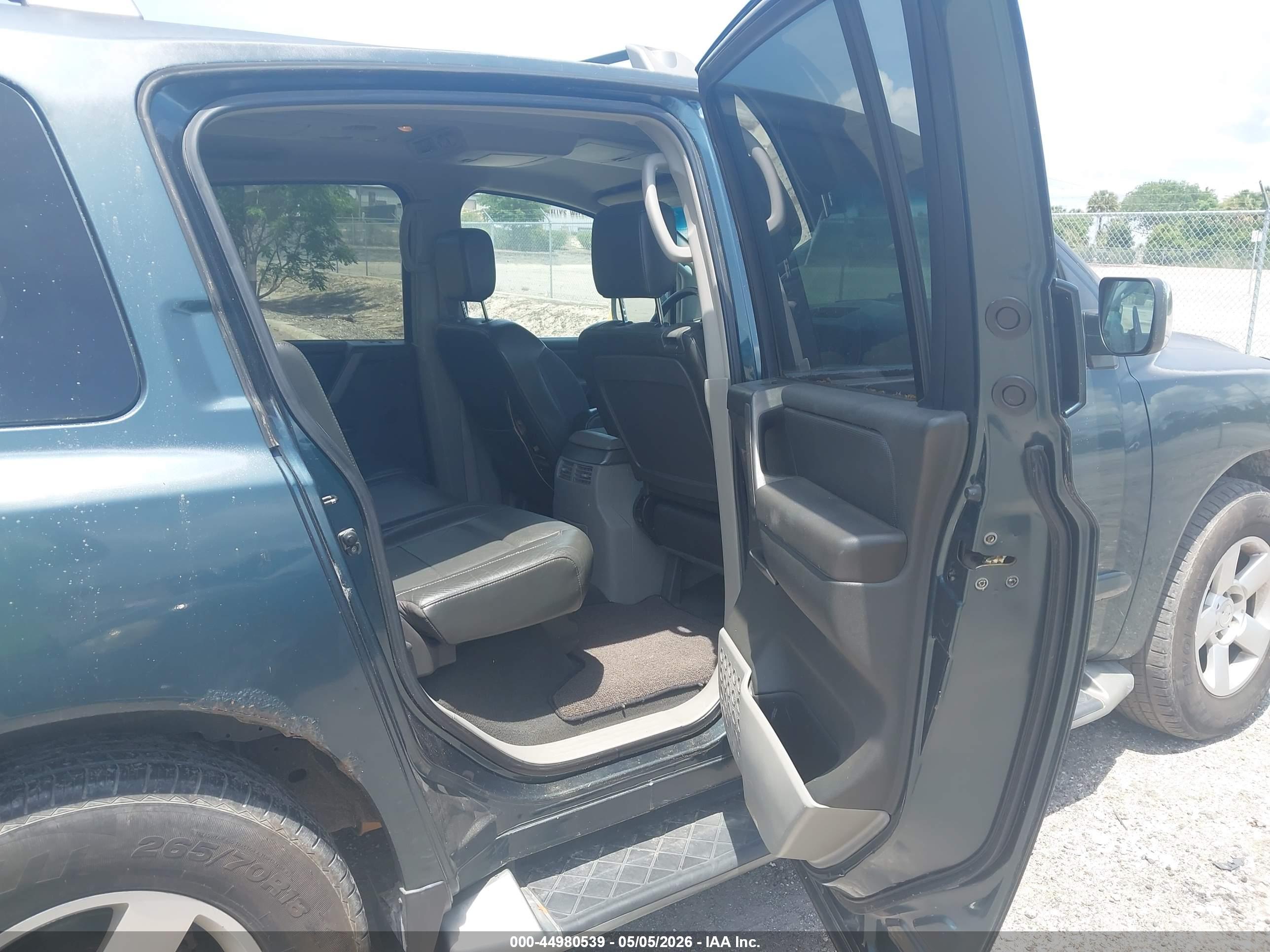 NISSAN ARMADA image 8