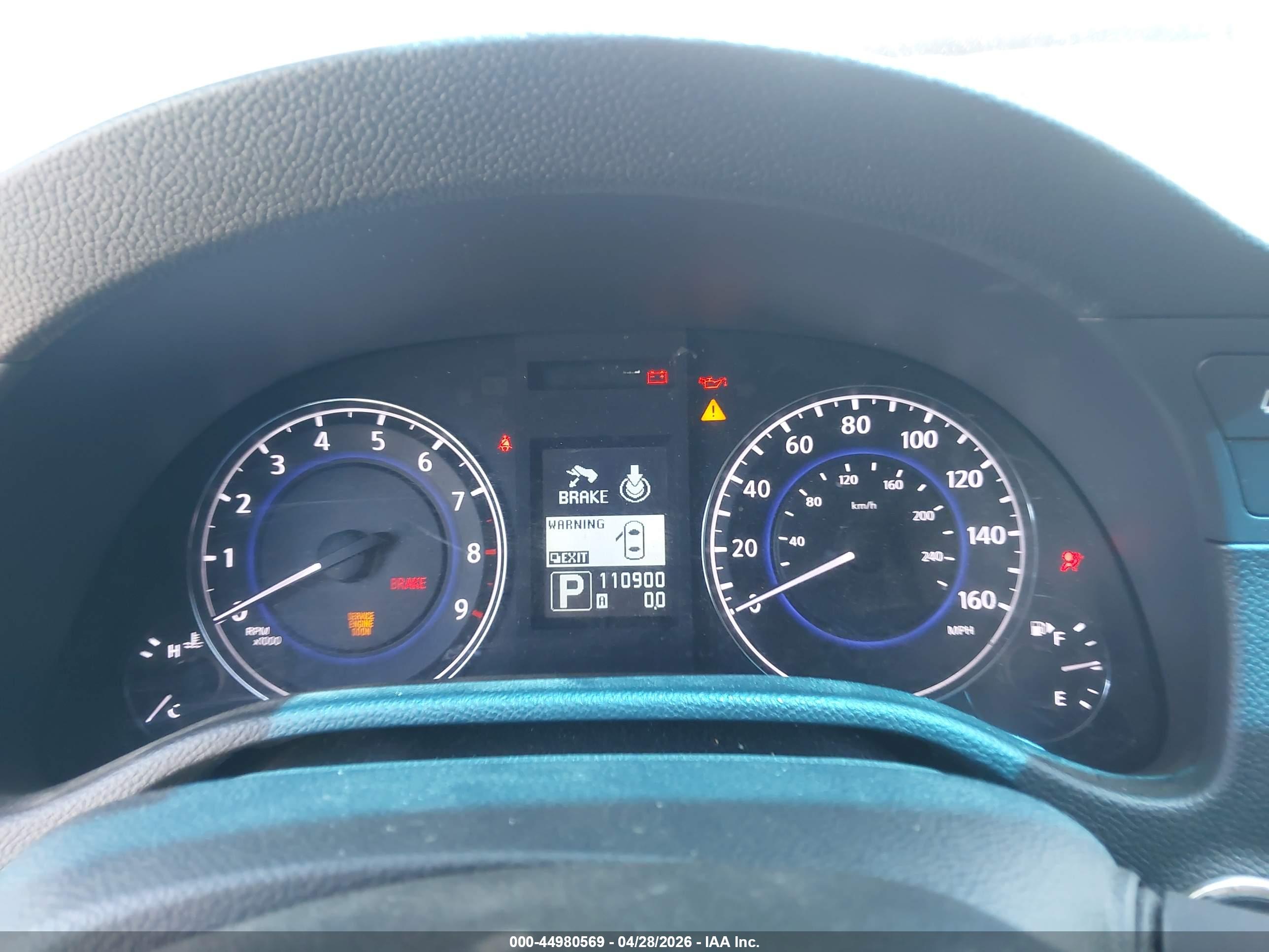 INFINITI G37 image 7