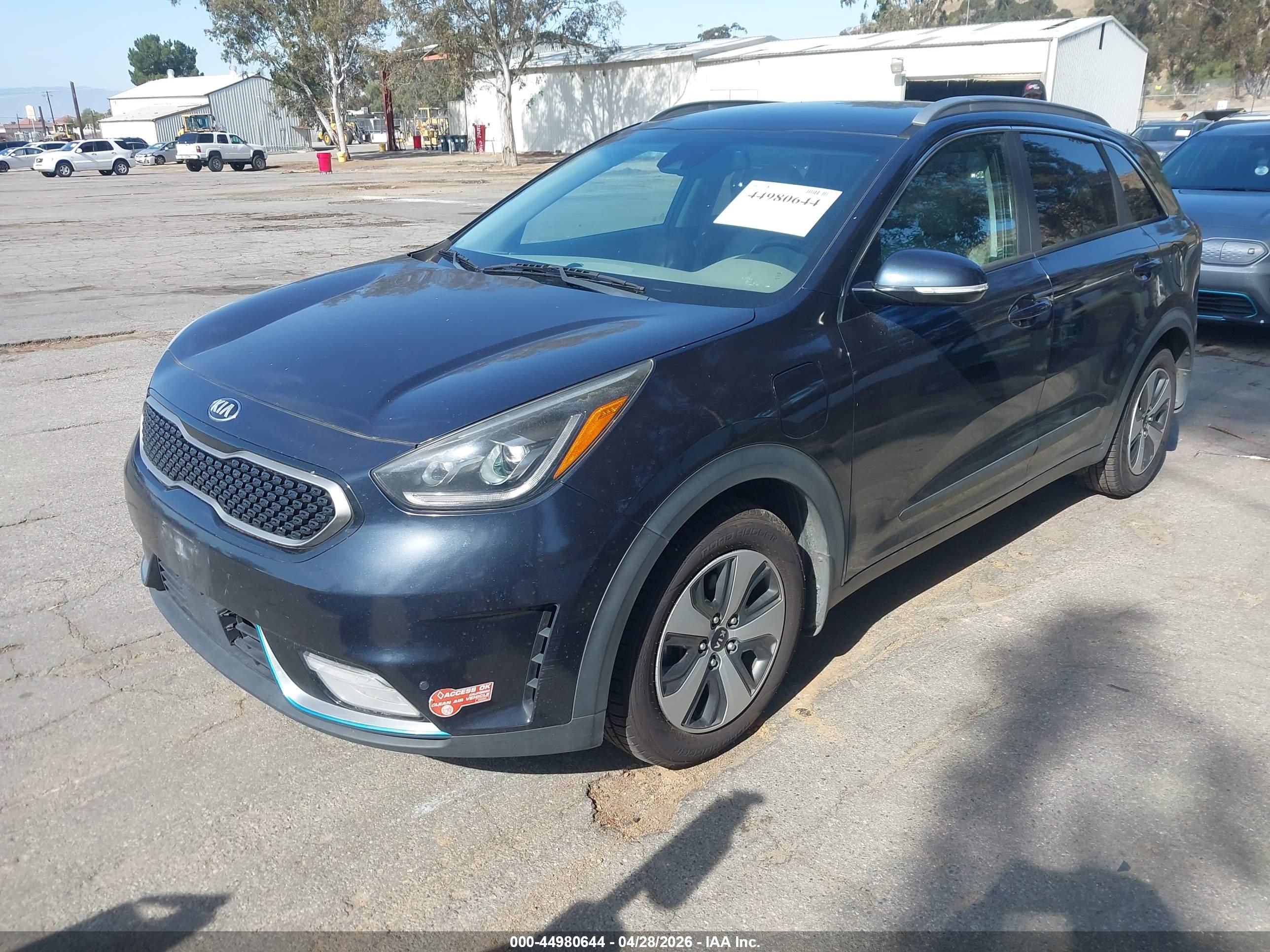 KIA NIRO image 2