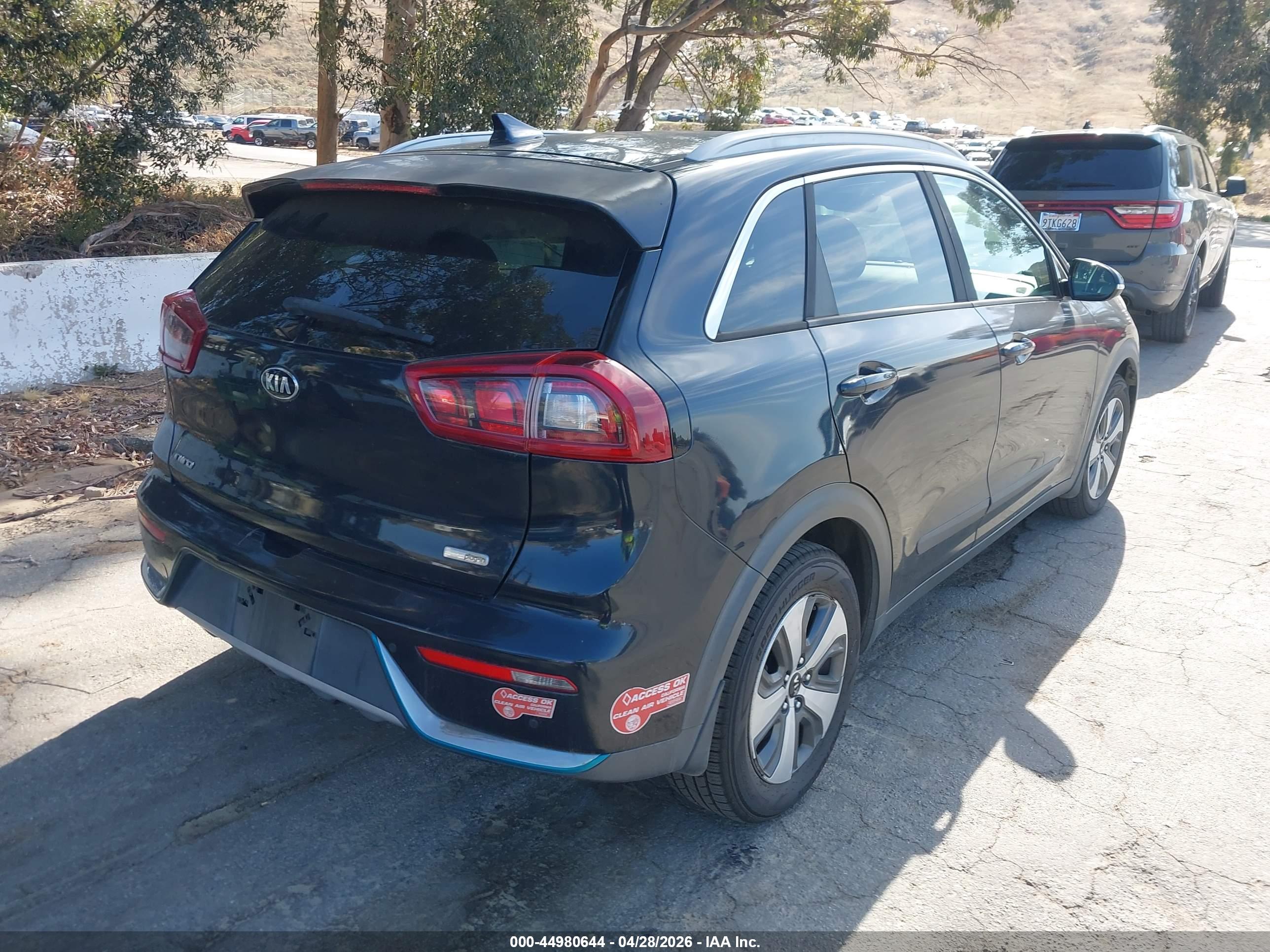 KIA NIRO image 4