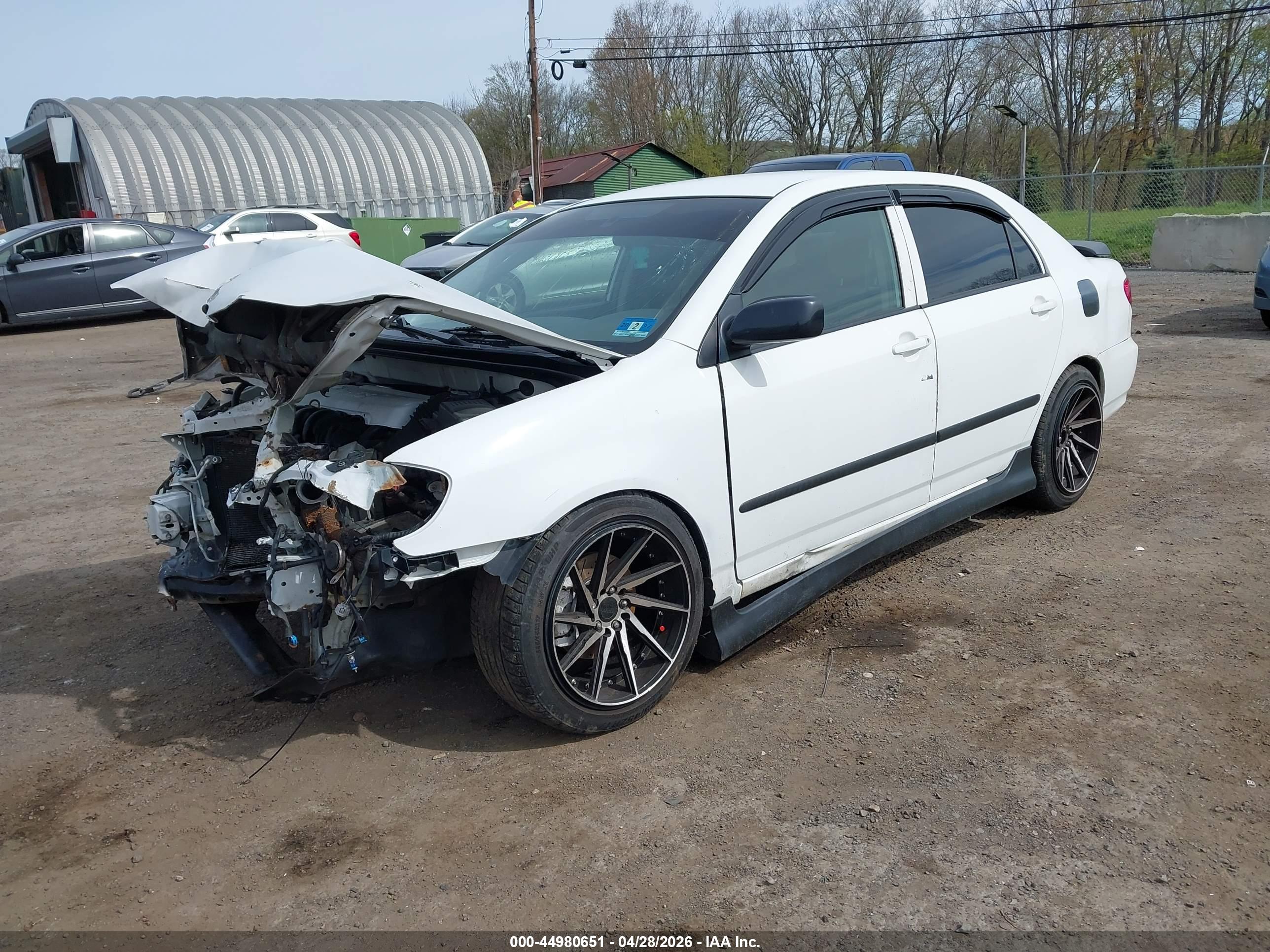 TOYOTA COROLLA image 2