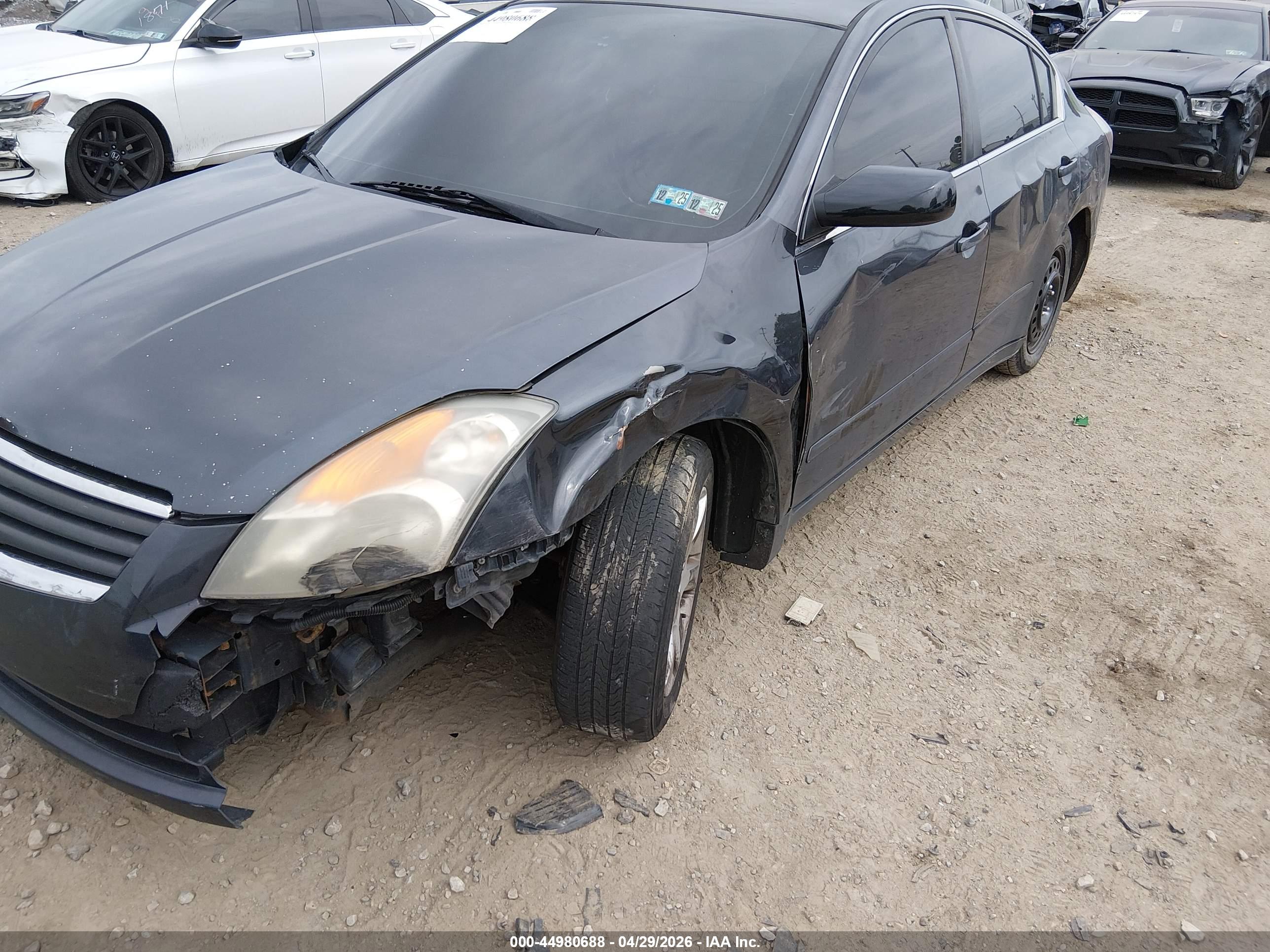 NISSAN ALTIMA image 6