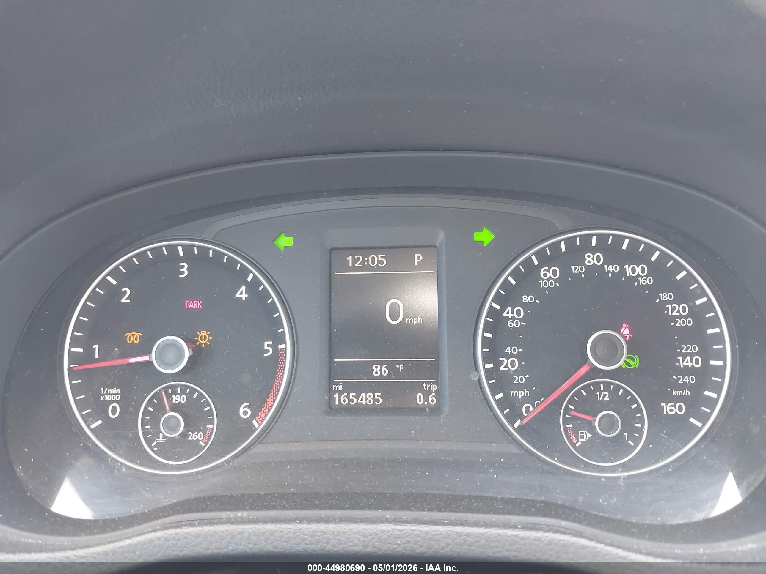 VOLKSWAGEN PASSAT image 7