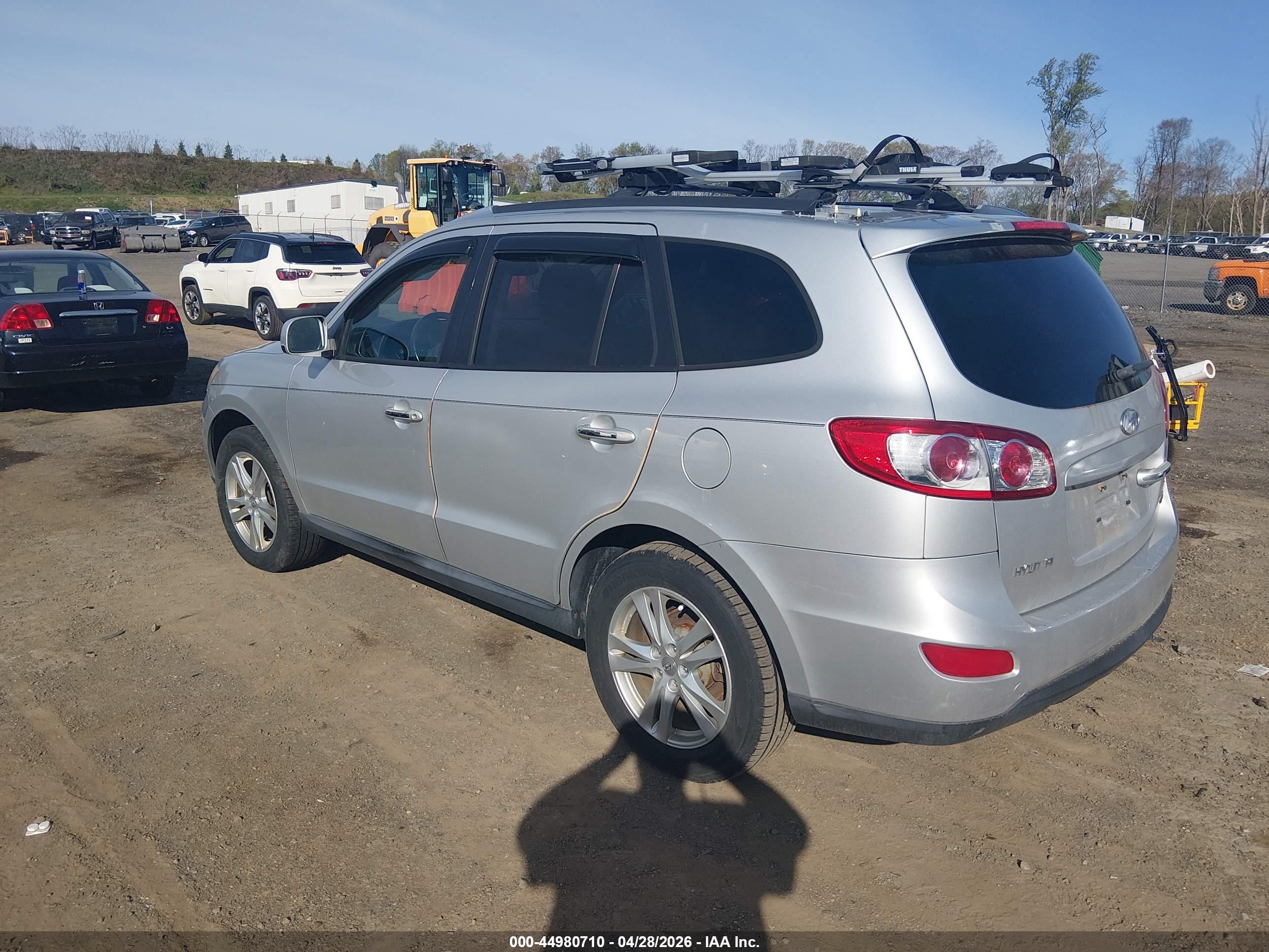 HYUNDAI SANTA image 3