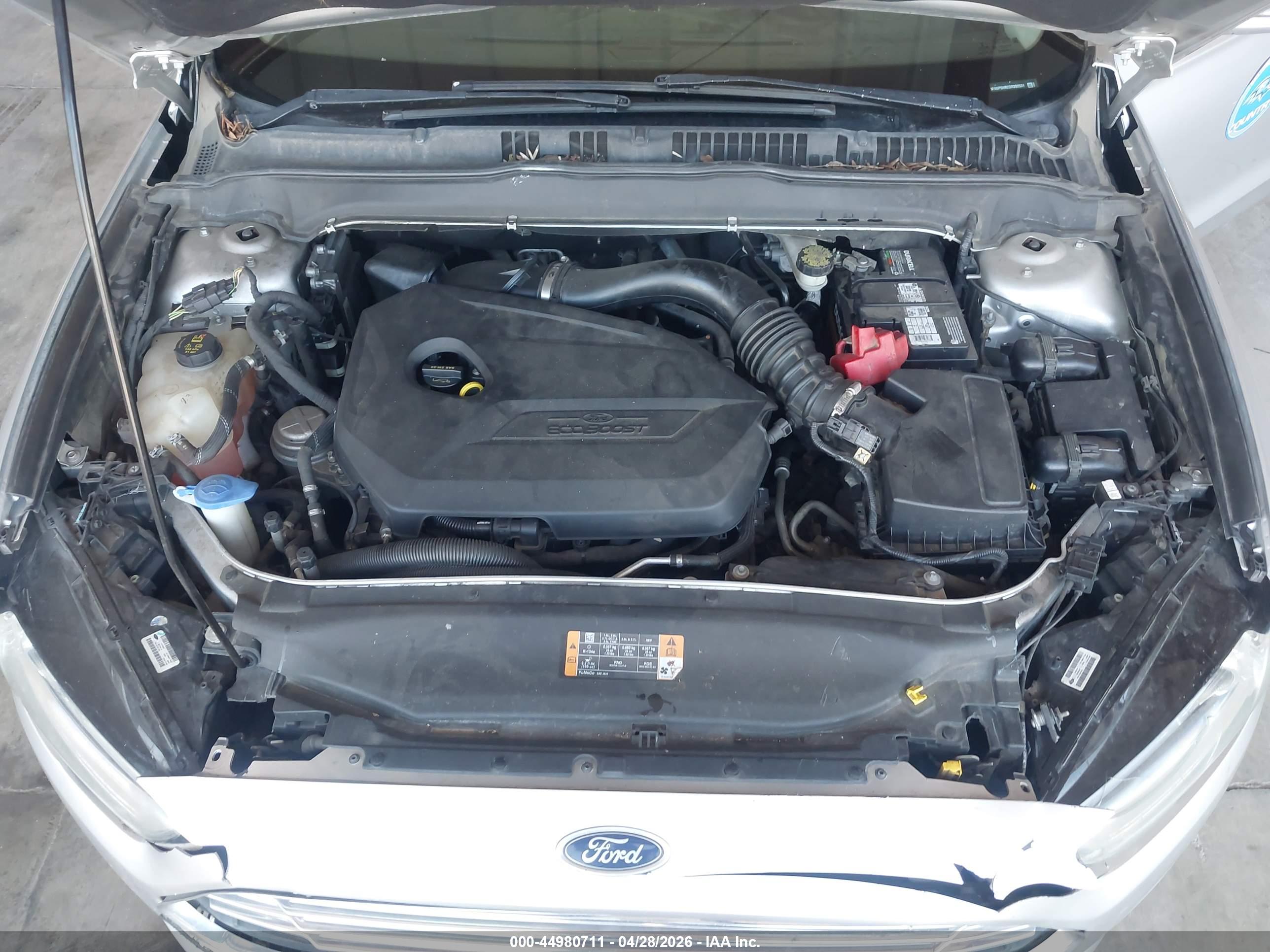 FORD FUSION image 10