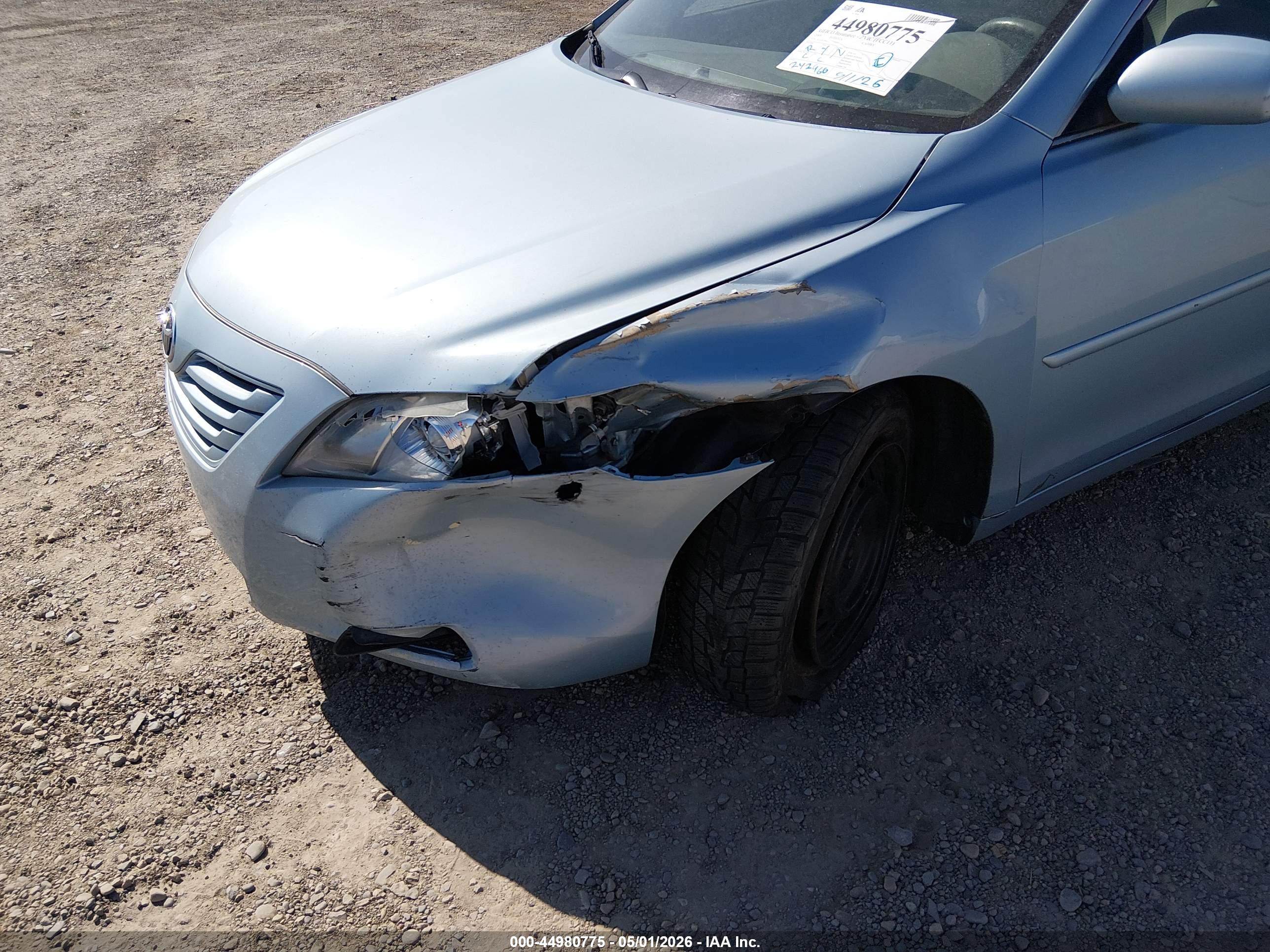 TOYOTA CAMRY image 6