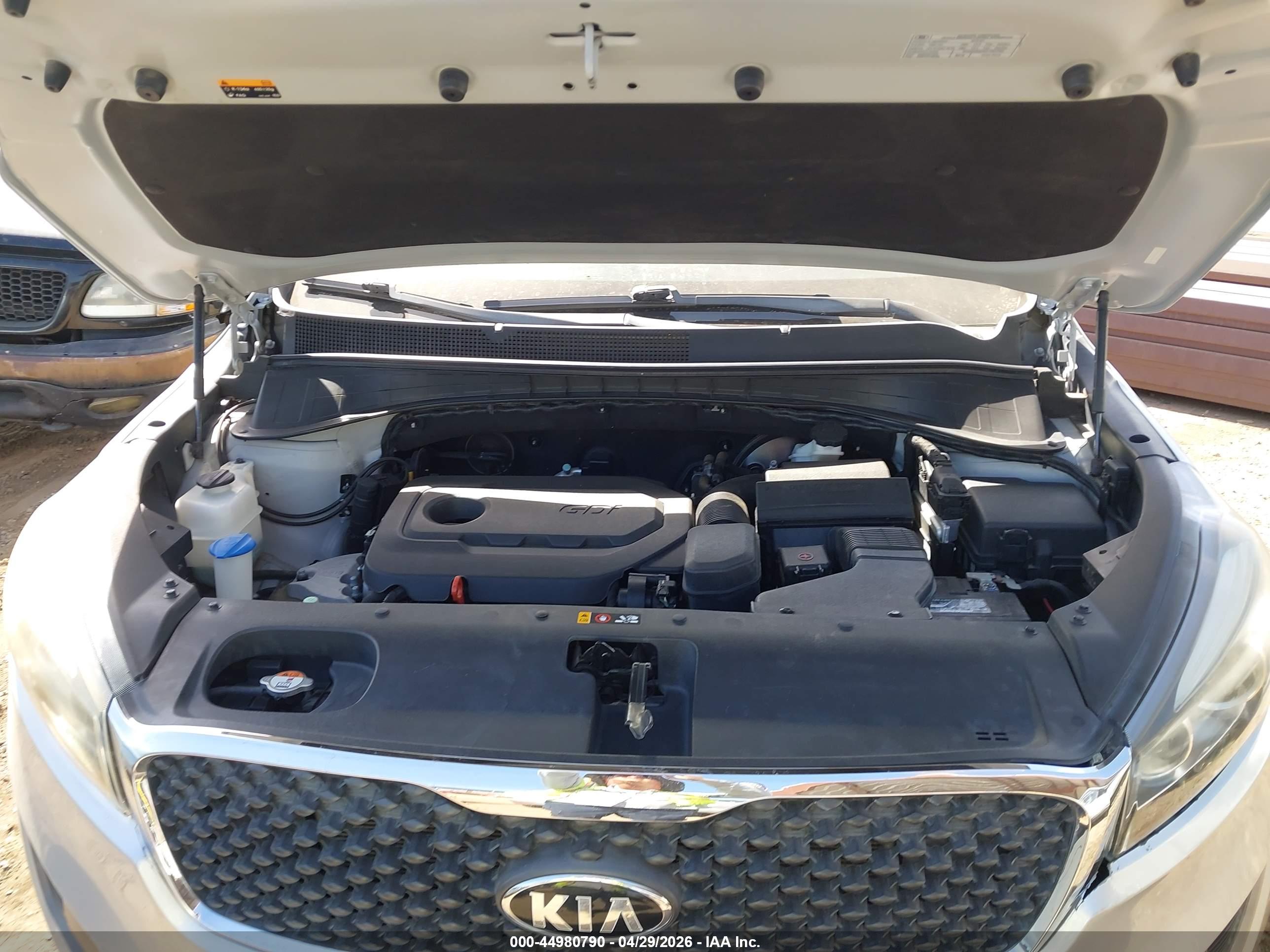 KIA SORENTO image 10