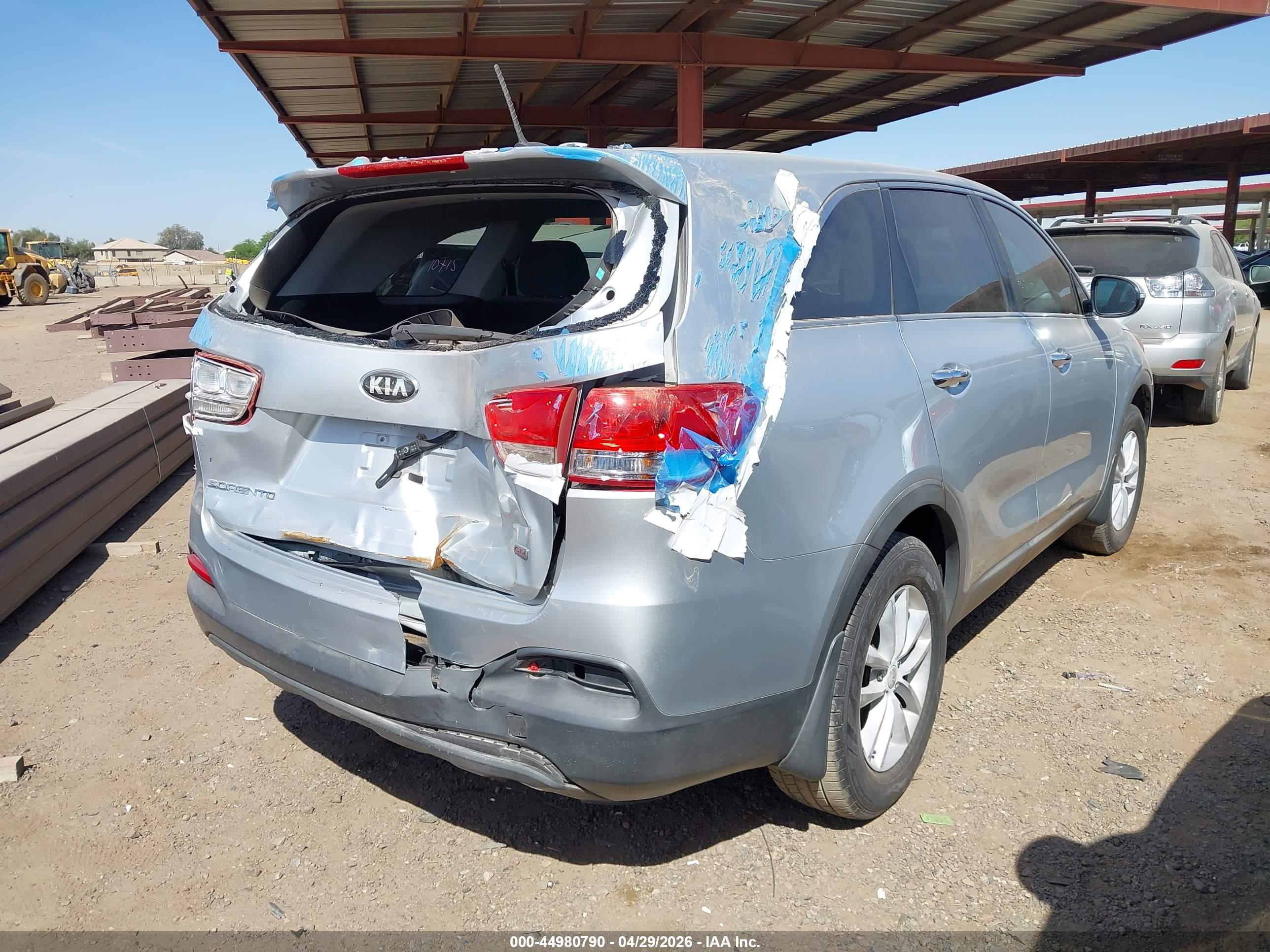 KIA SORENTO image 4