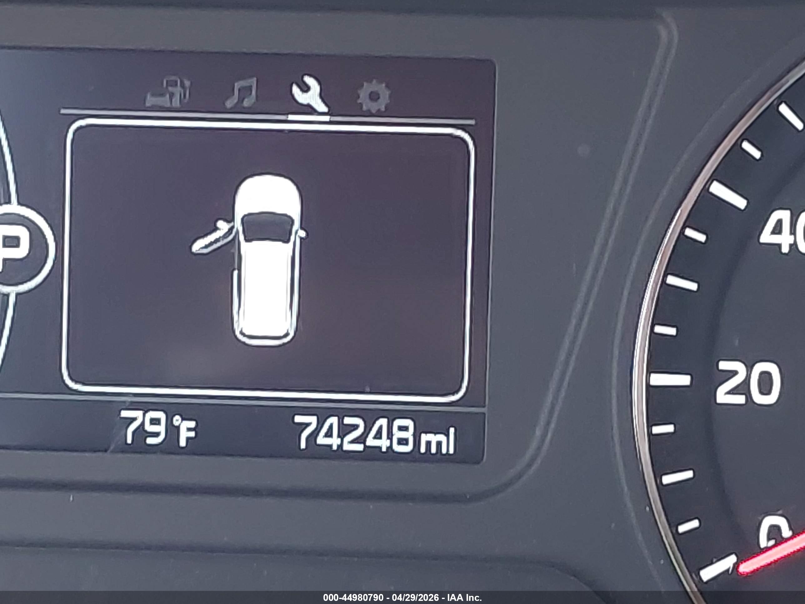 KIA SORENTO image 7