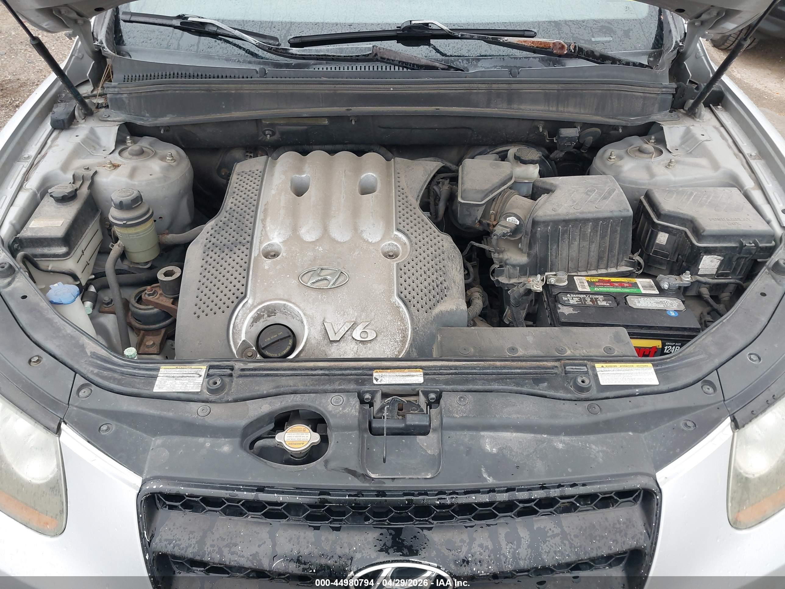 HYUNDAI SANTA image 10