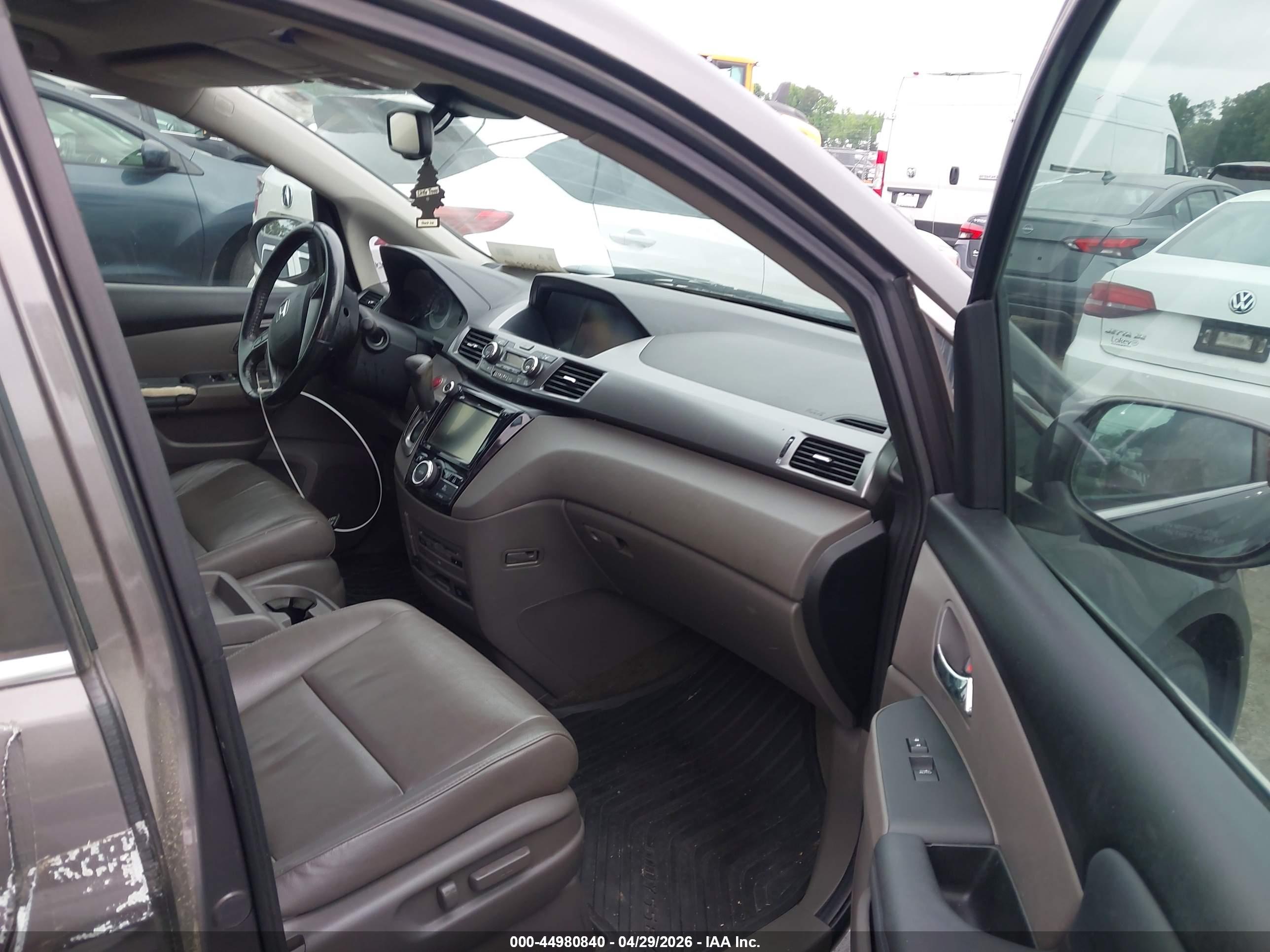 HONDA ODYSSEY image 5