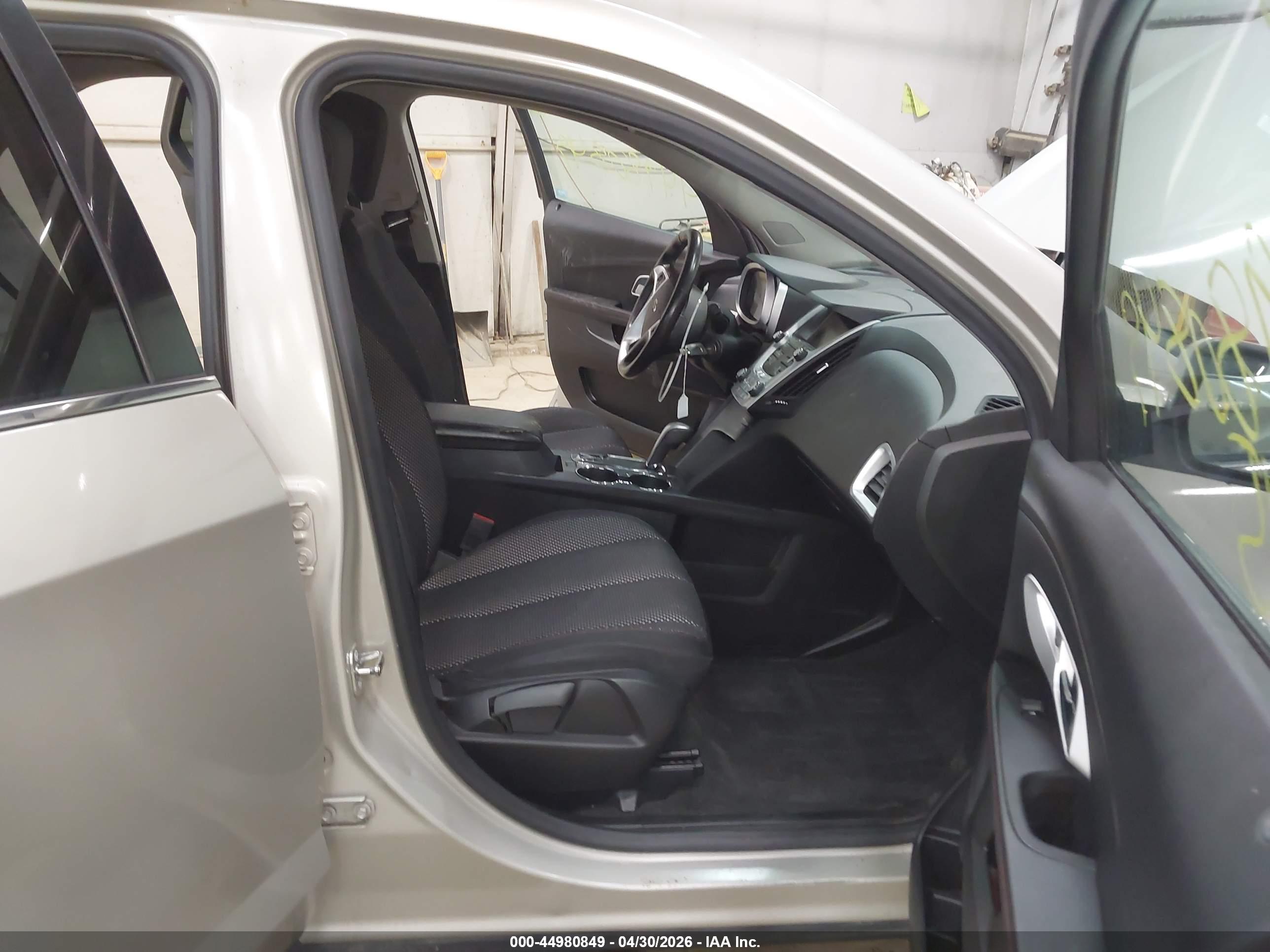 CHEVROLET EQUINOX image 5