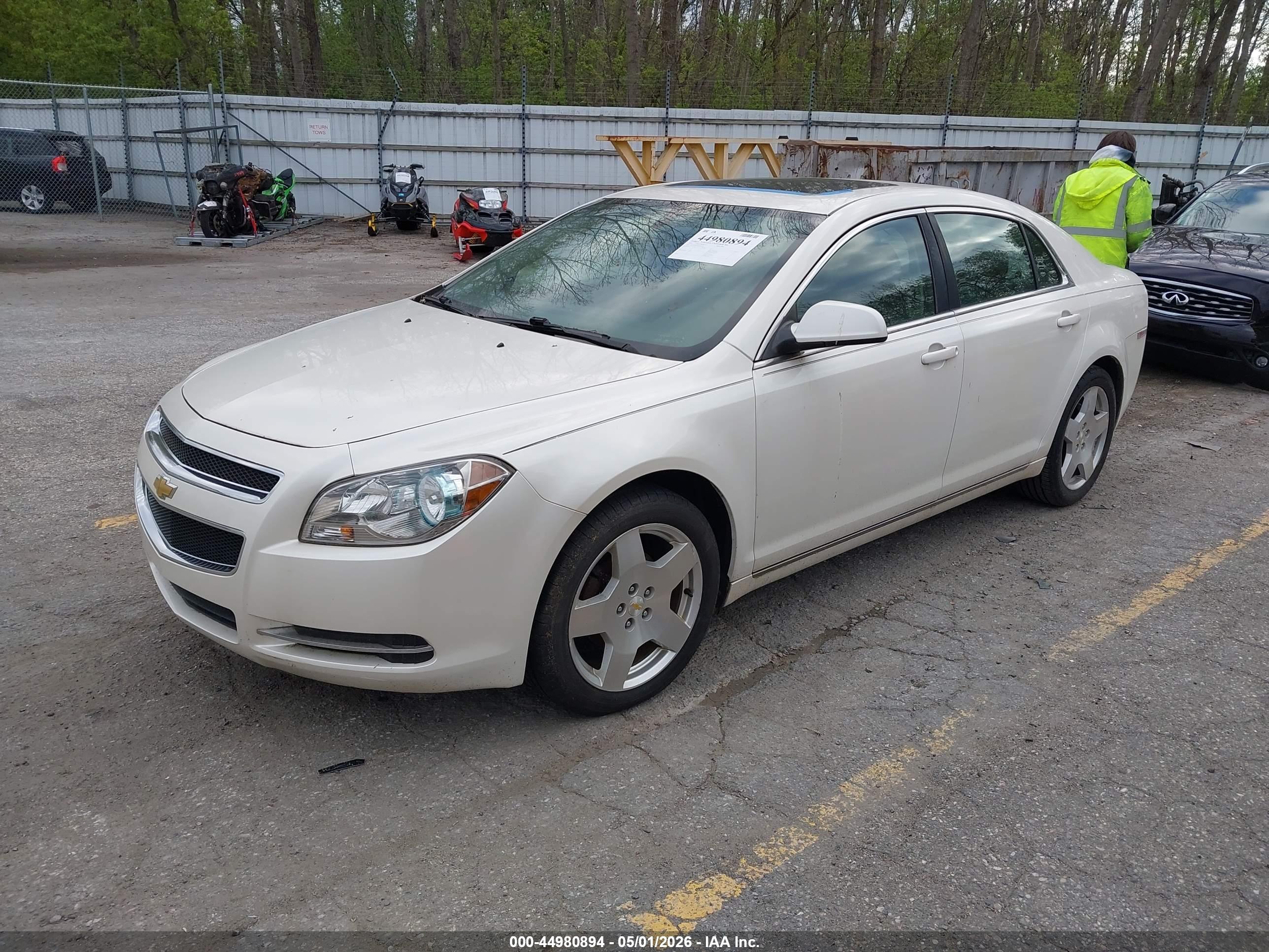 CHEVROLET MALIBU image 2