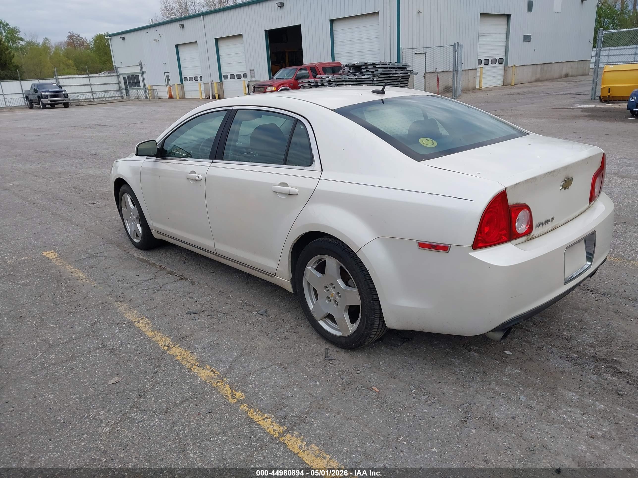 CHEVROLET MALIBU image 3