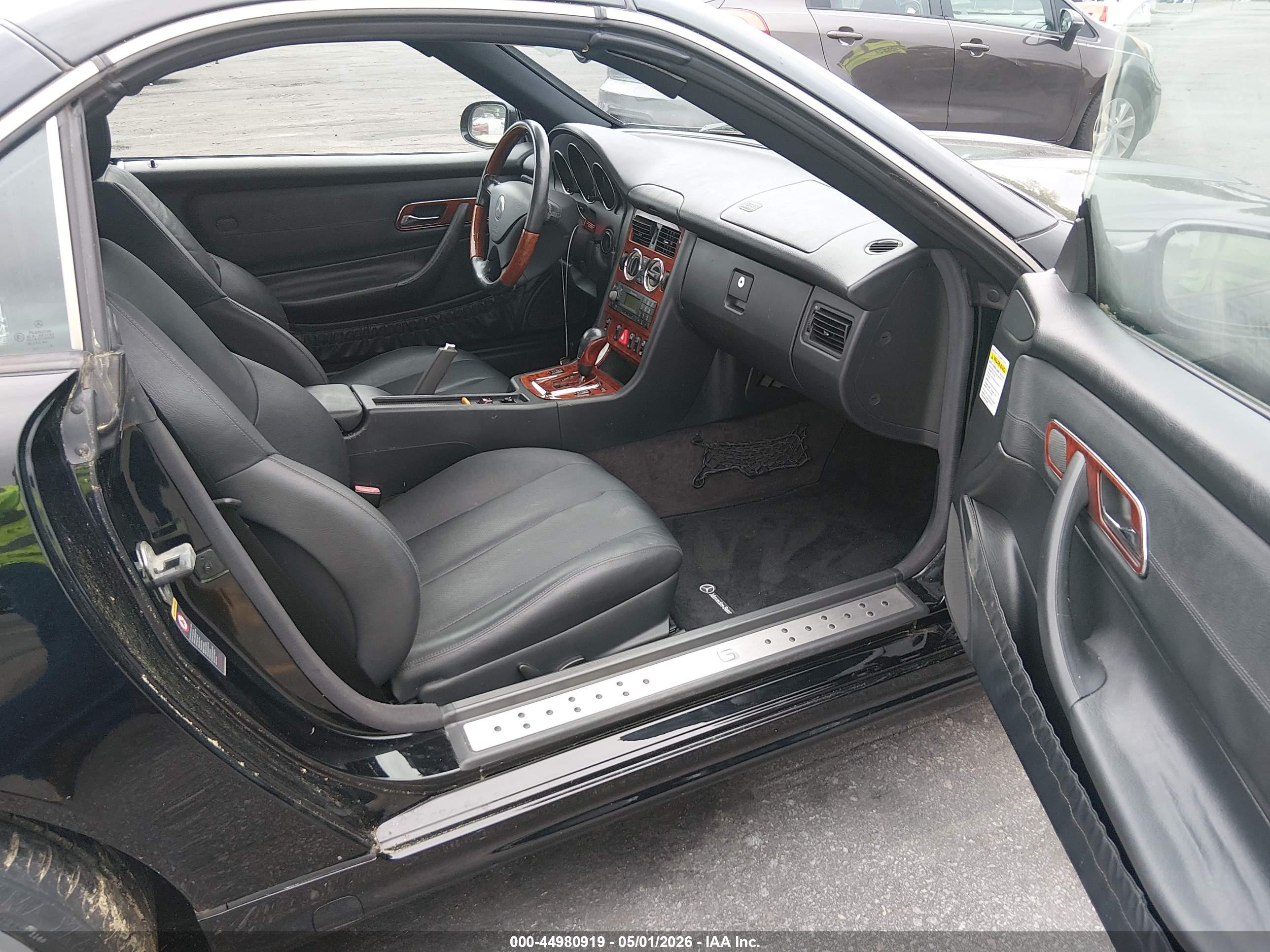 MERCEDES-BENZ SLK image 5