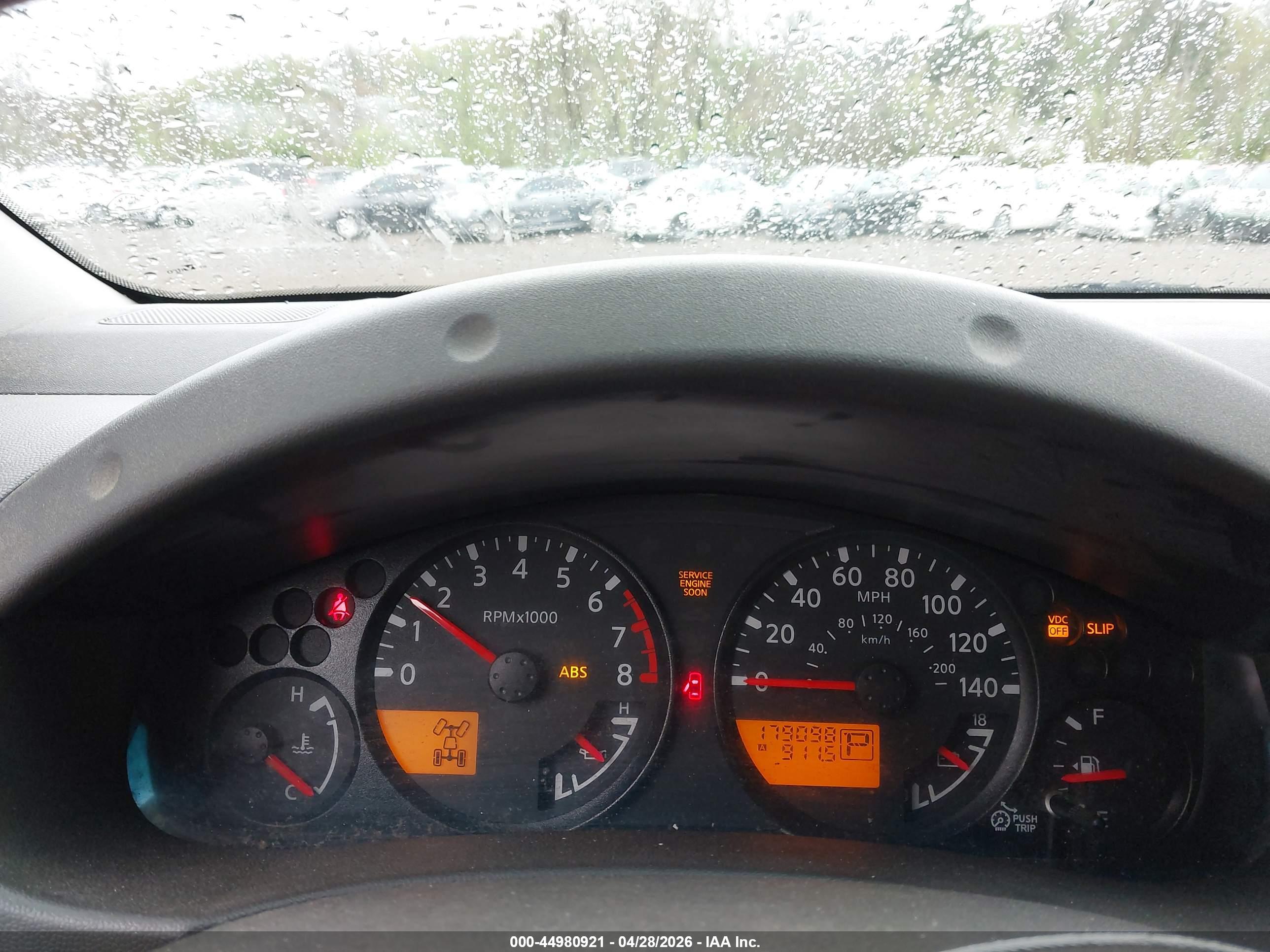 NISSAN FRONTIER image 7