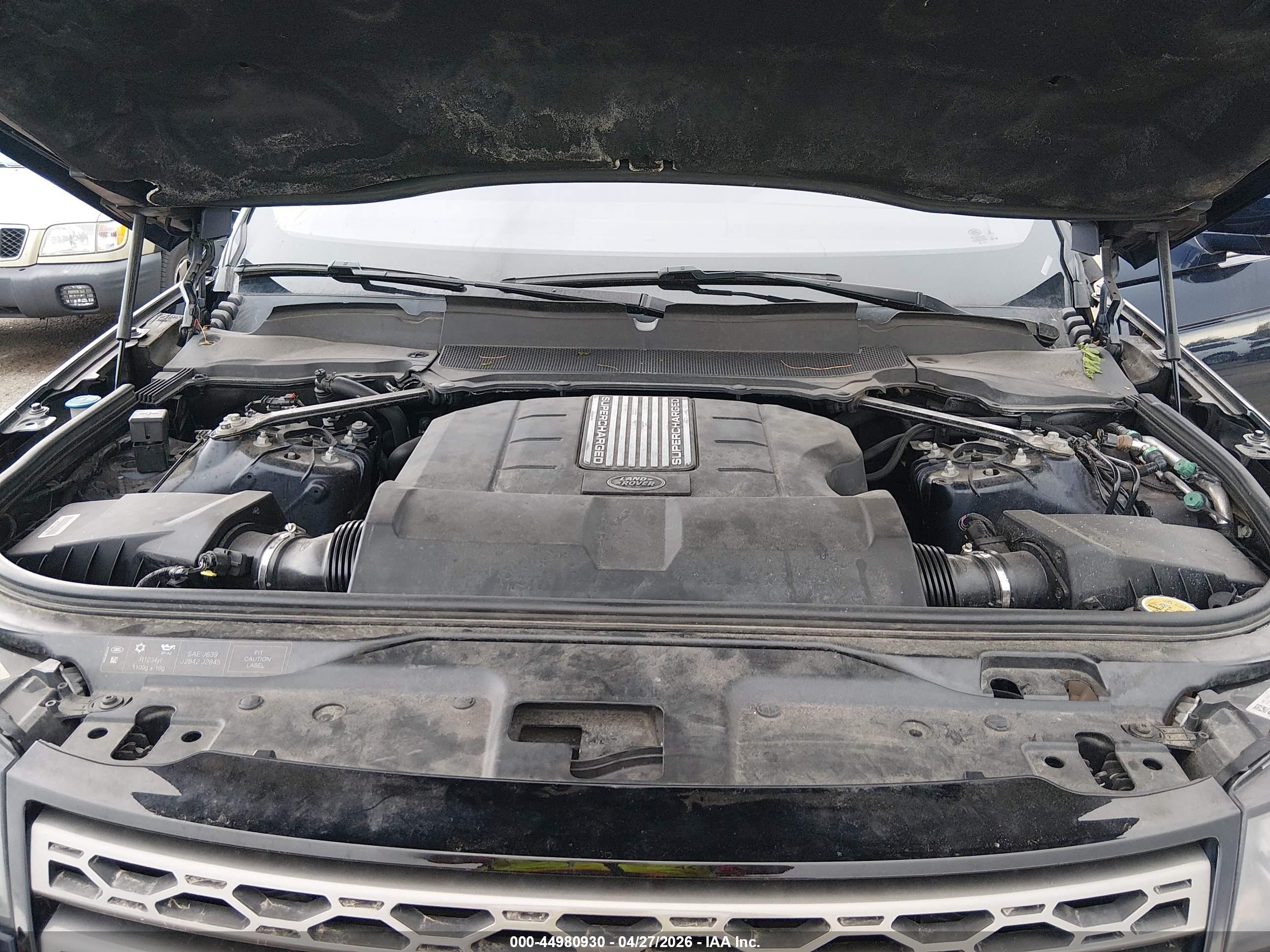 LAND ROVER image 10