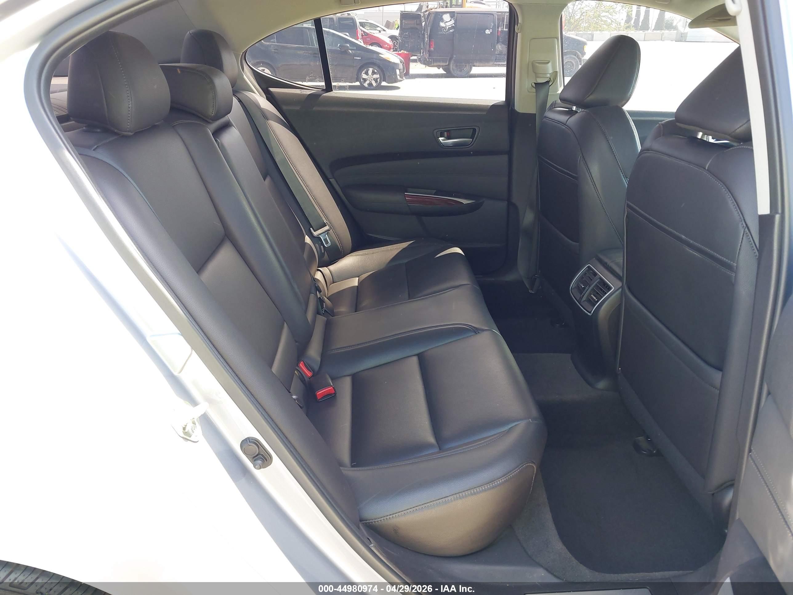 ACURA TLX image 8