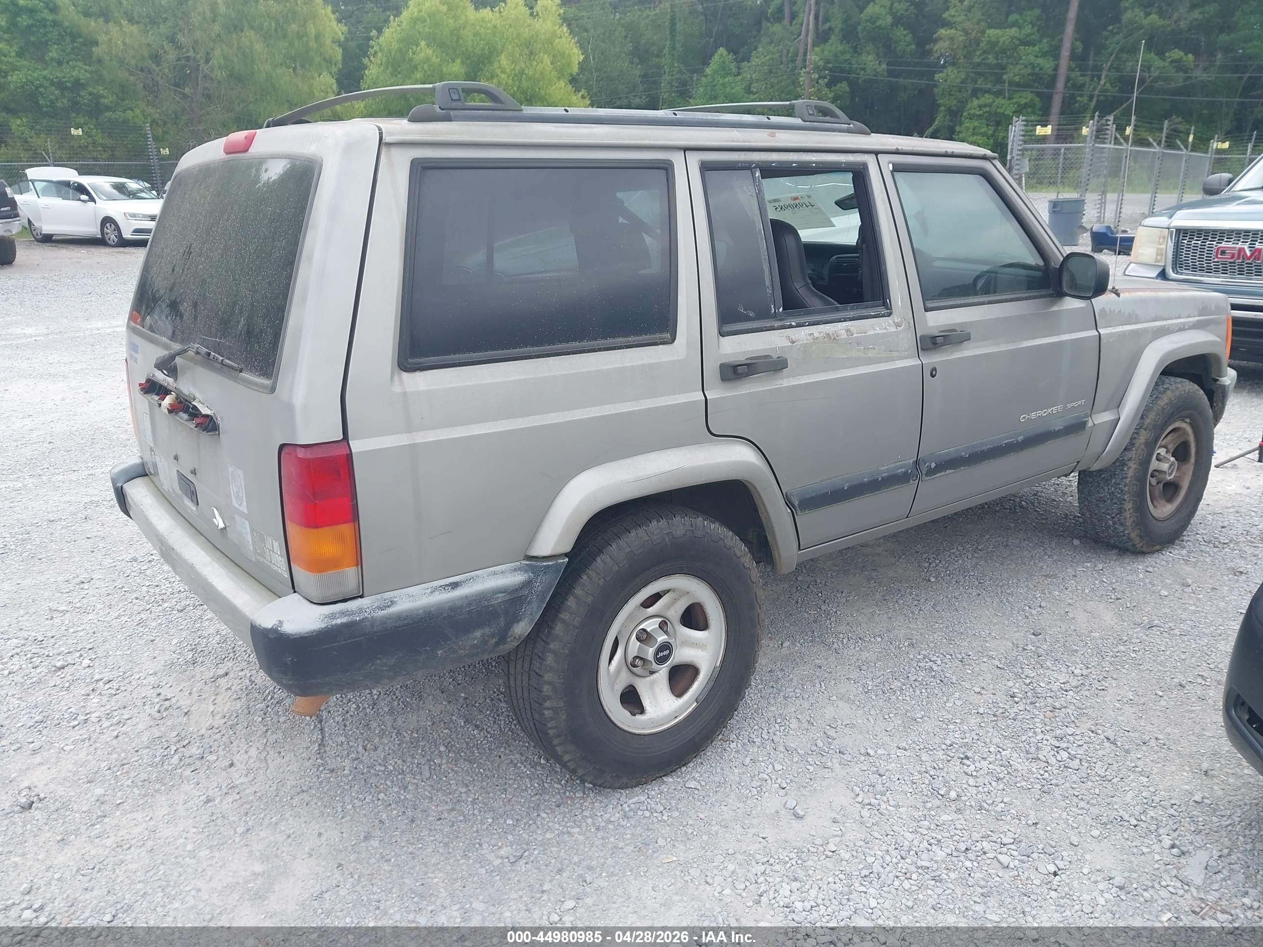 JEEP CHEROKEE image 4