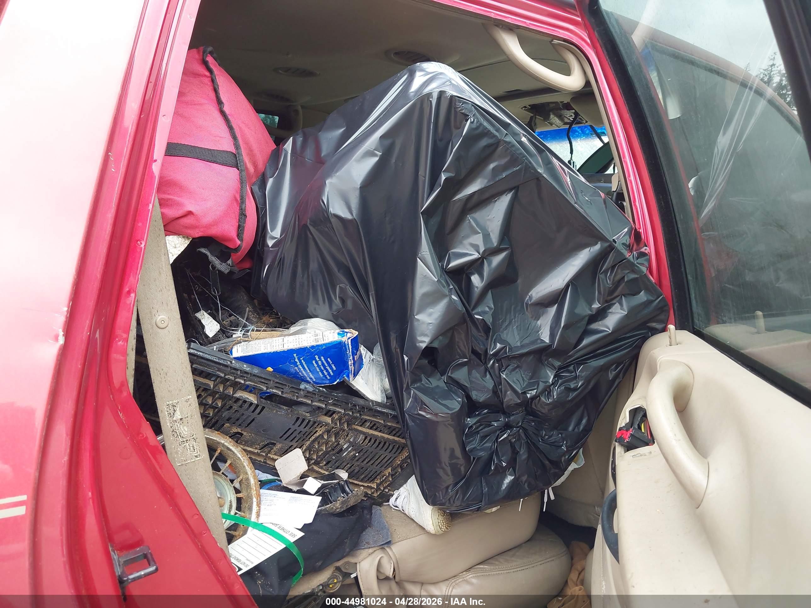 FORD EXPEDITION image 8