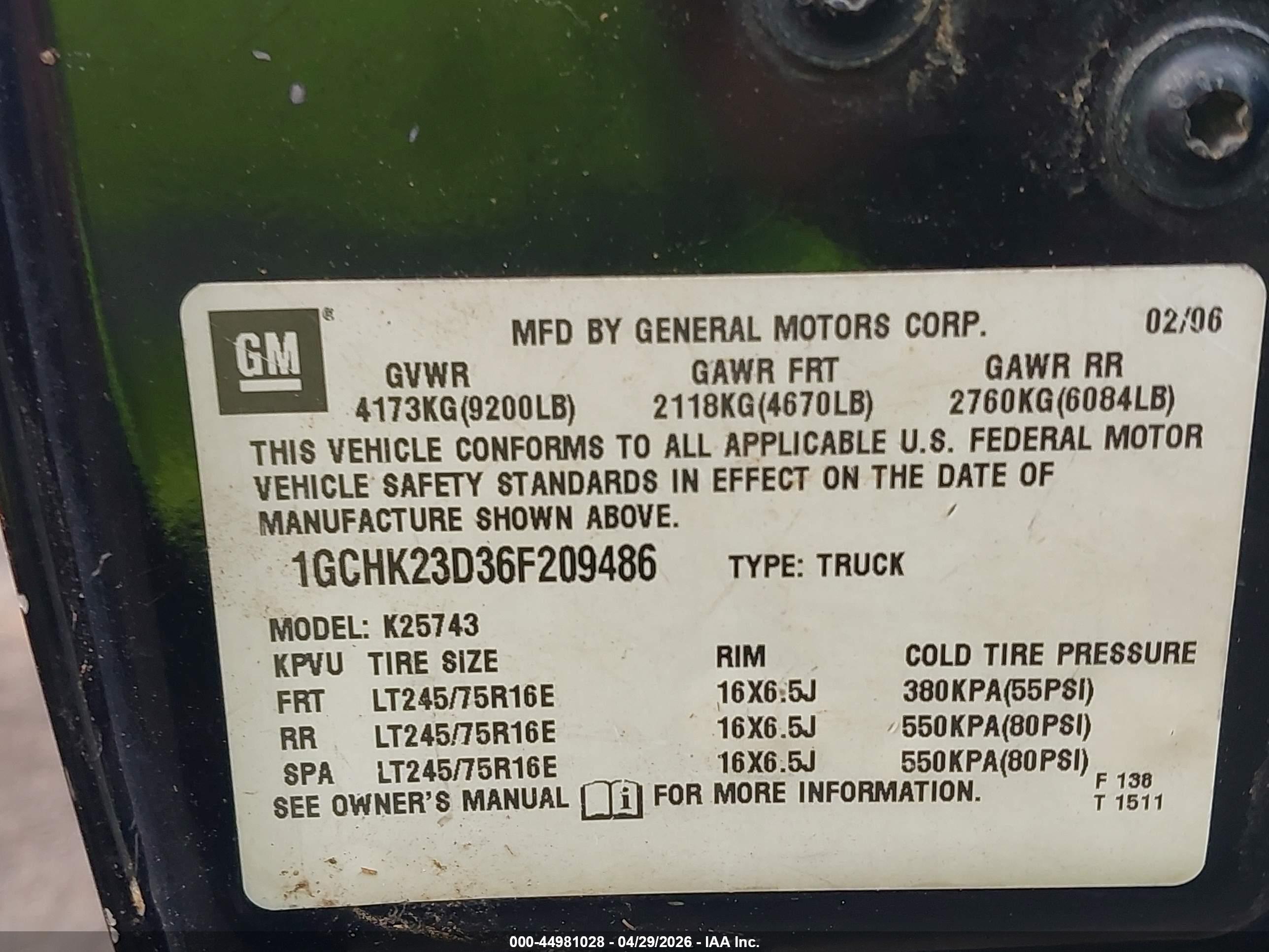 CHEVROLET SILVERADO image 9