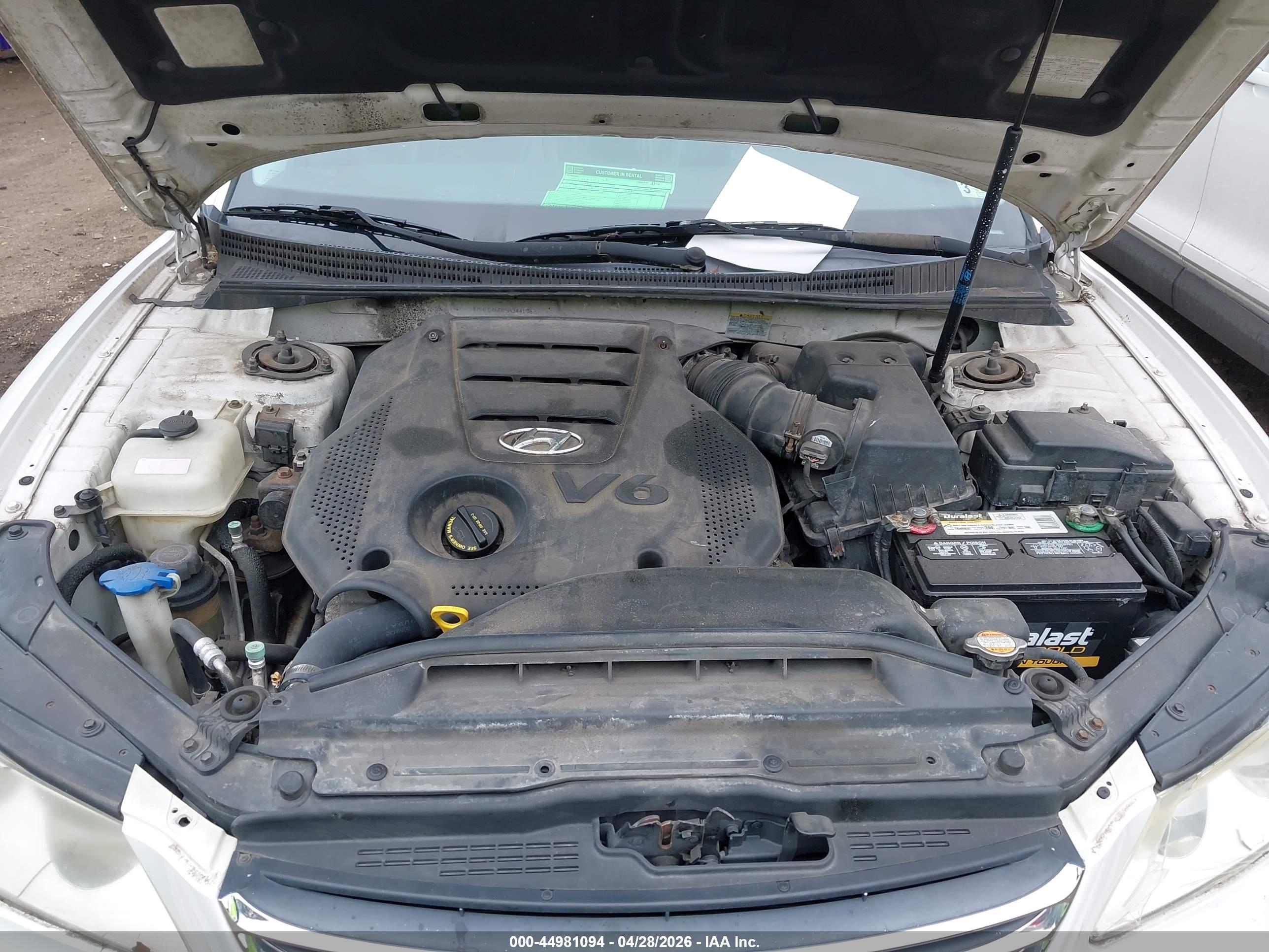 HYUNDAI AZERA image 10