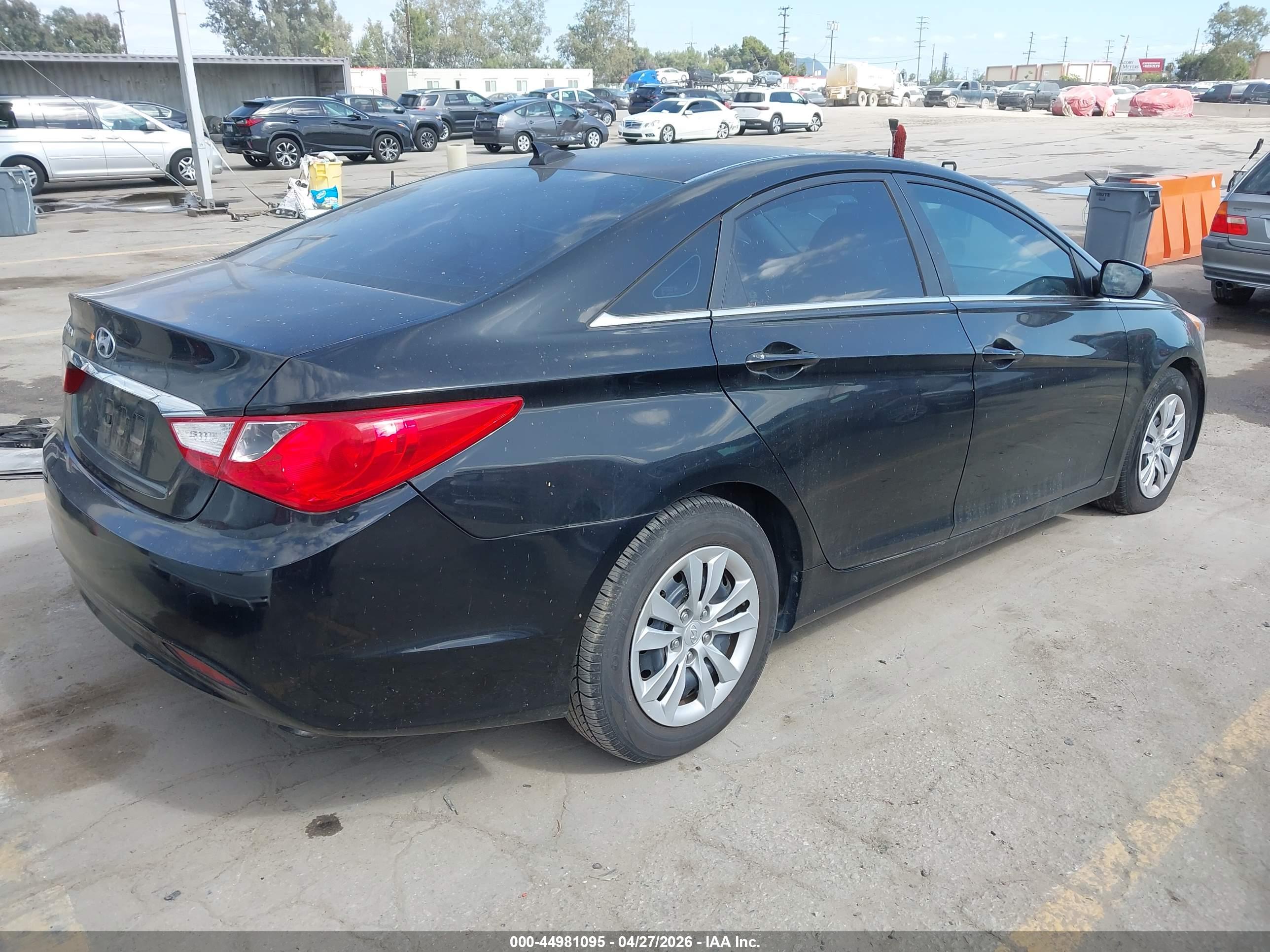 HYUNDAI SONATA image 4