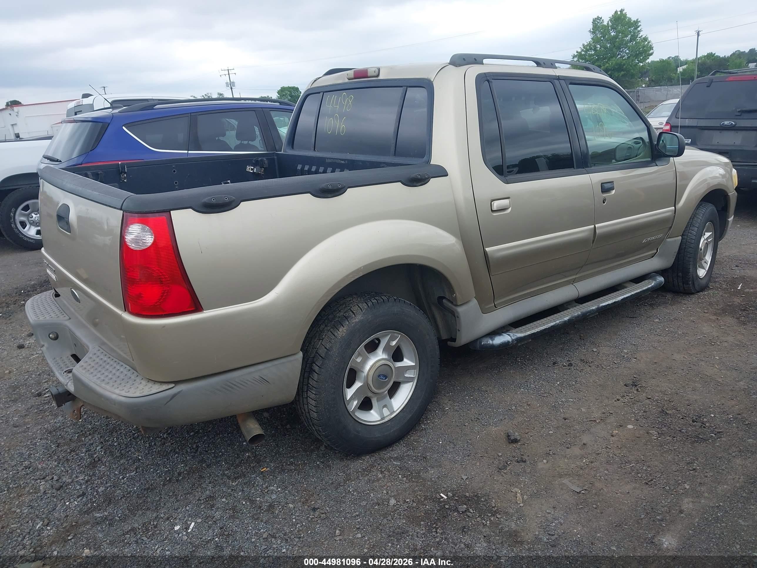 FORD EXPLORER image 4