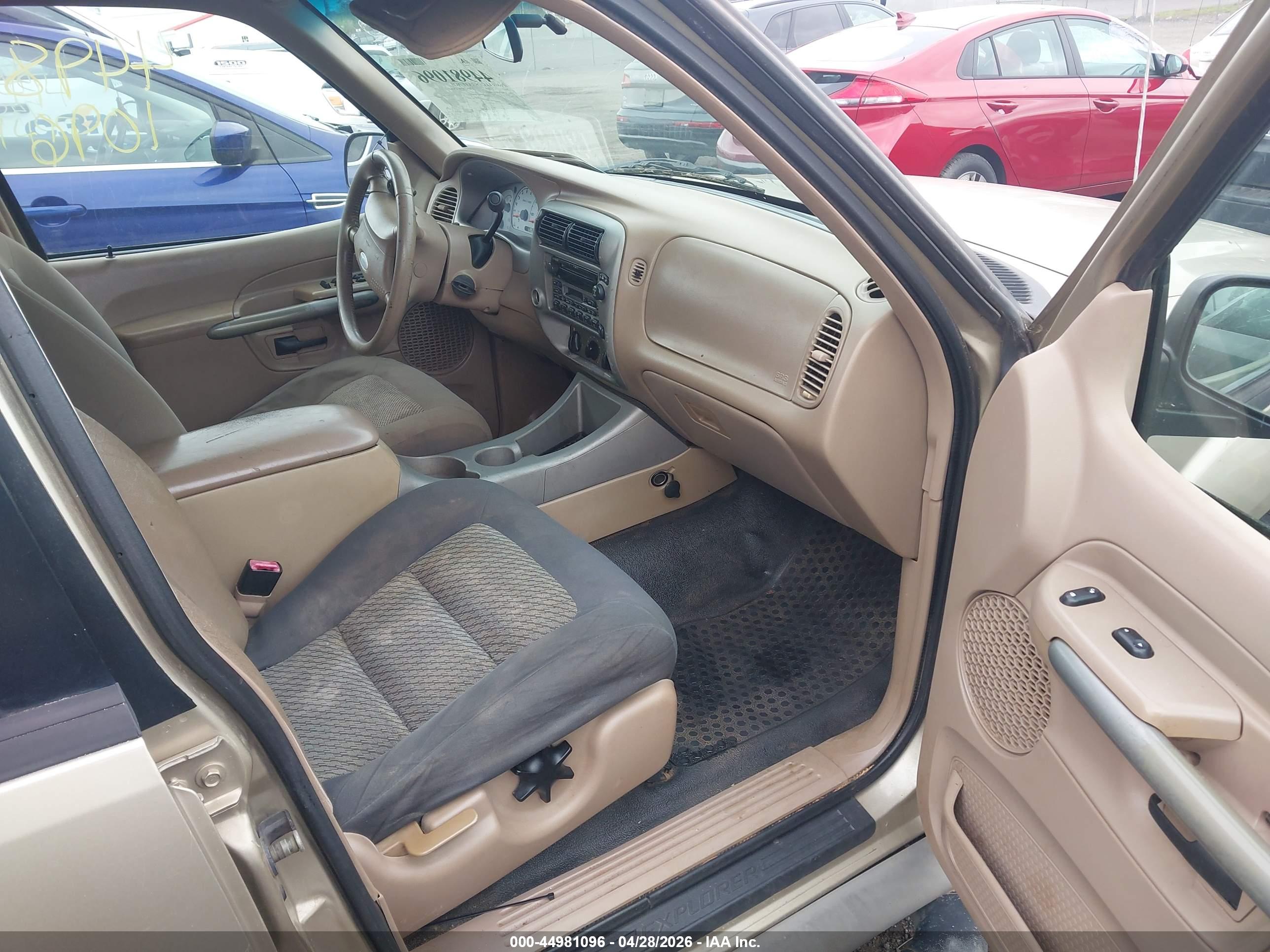 FORD EXPLORER image 5