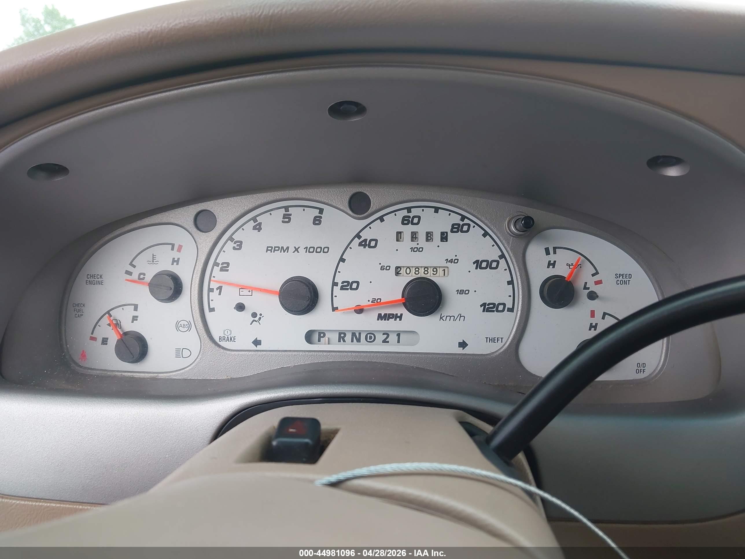 FORD EXPLORER image 7
