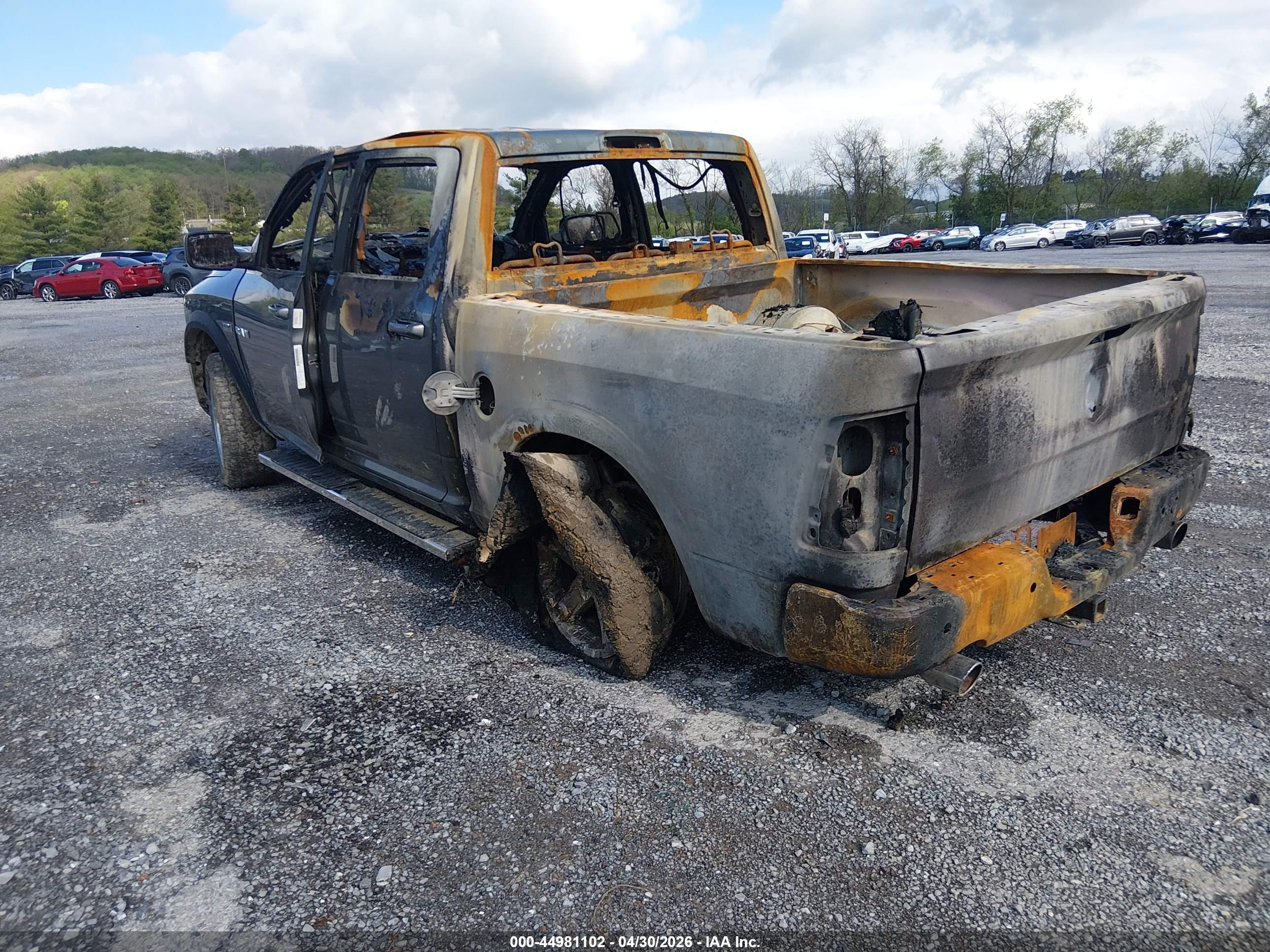 DODGE RAM image 3