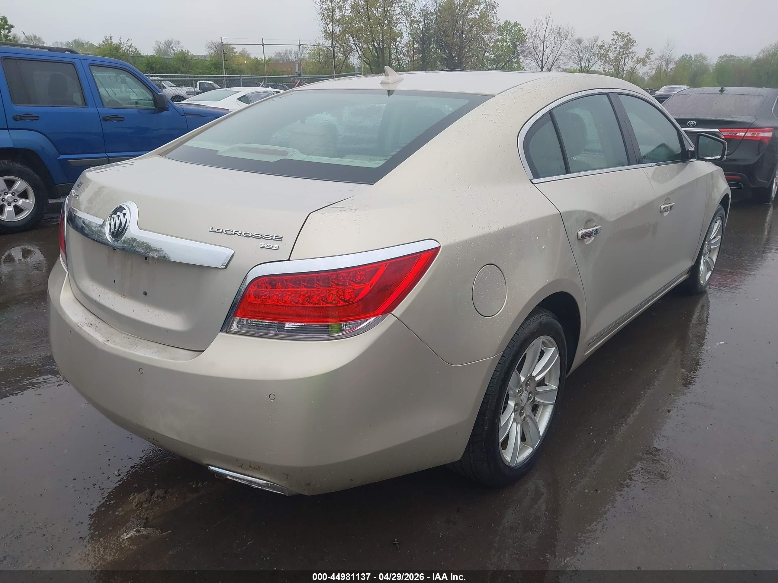 BUICK LACROSSE image 4